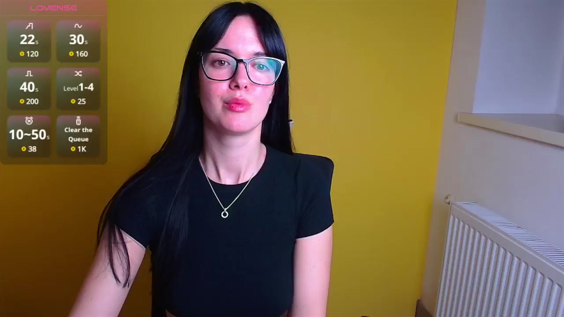 Gallery image thumbnail from Black_Red's myfreecams stream on, 12/19/2024, 08:01 image 10 of 20
