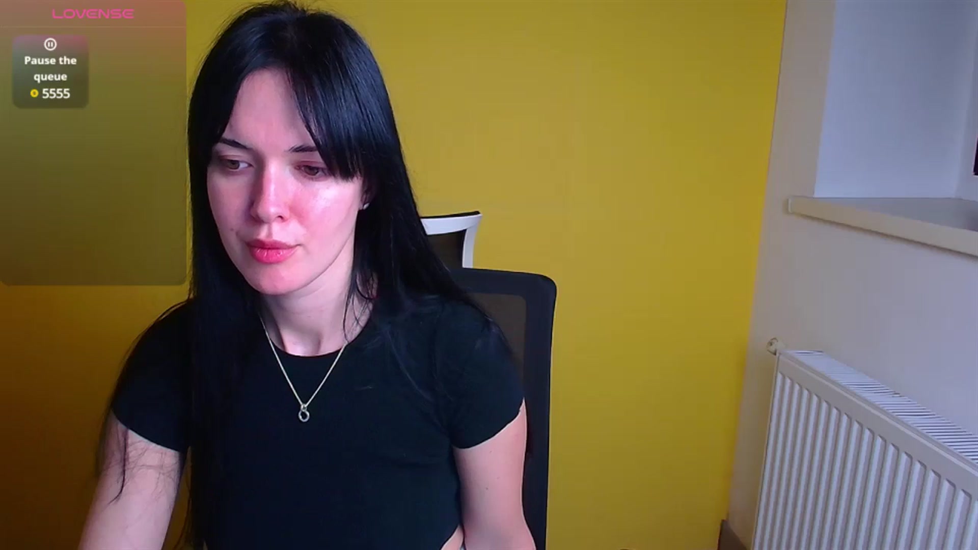 Gallery image thumbnail from Black_Red's myfreecams stream on, 12/20/2024, 14:10 image 18 of 20