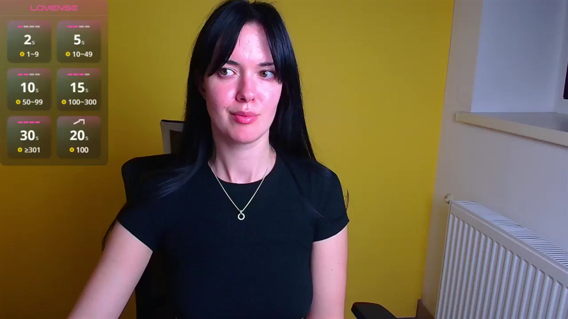 Gallery image thumbnail from Black_Red's myfreecams stream on, 12/20/2024, 16:58 image 14 of 20