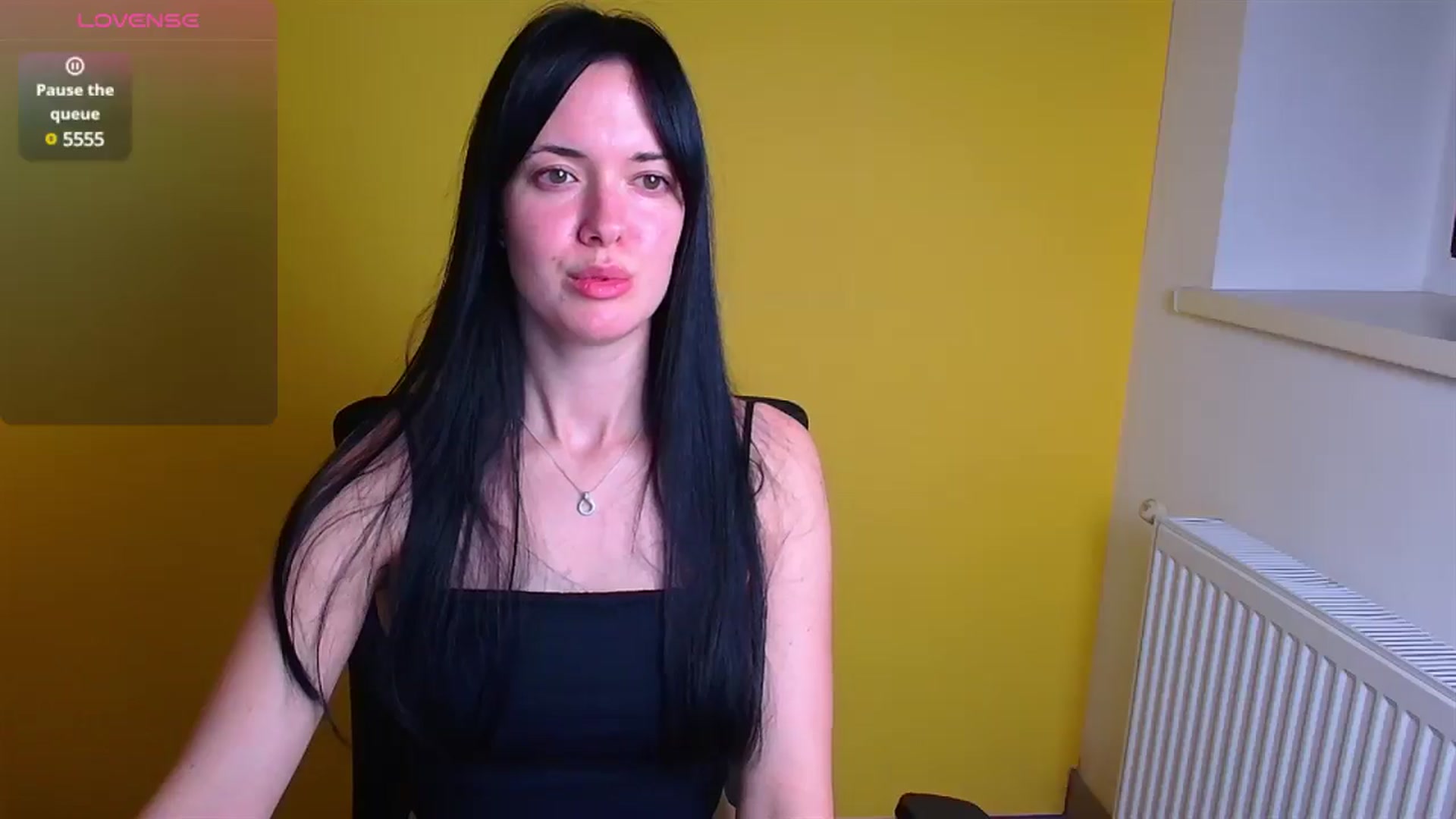 Gallery image thumbnail from Black_Red's myfreecams stream on, 12/22/2024, 11:09 image 17 of 20