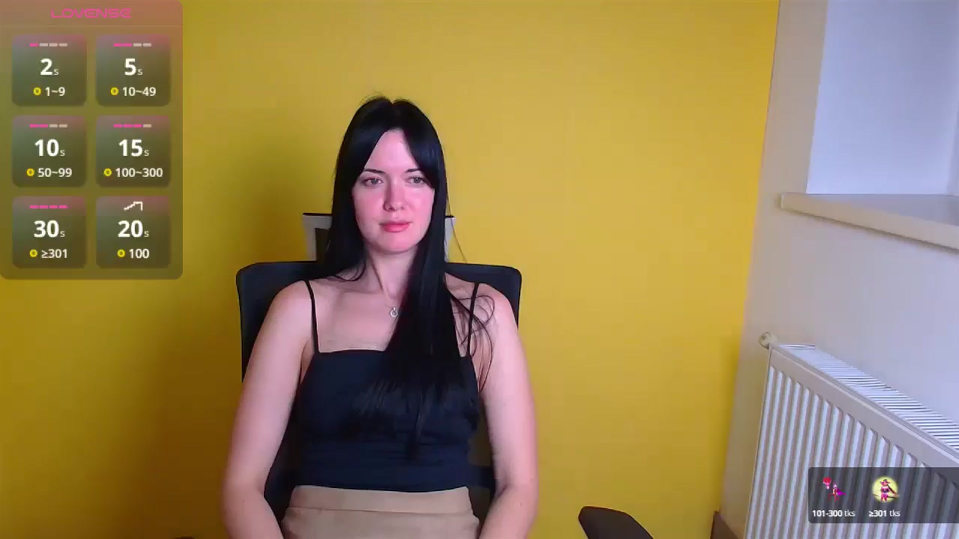 Gallery image thumbnail from Black_Red's myfreecams stream on, 12/22/2024, 11:09 image 19 of 20