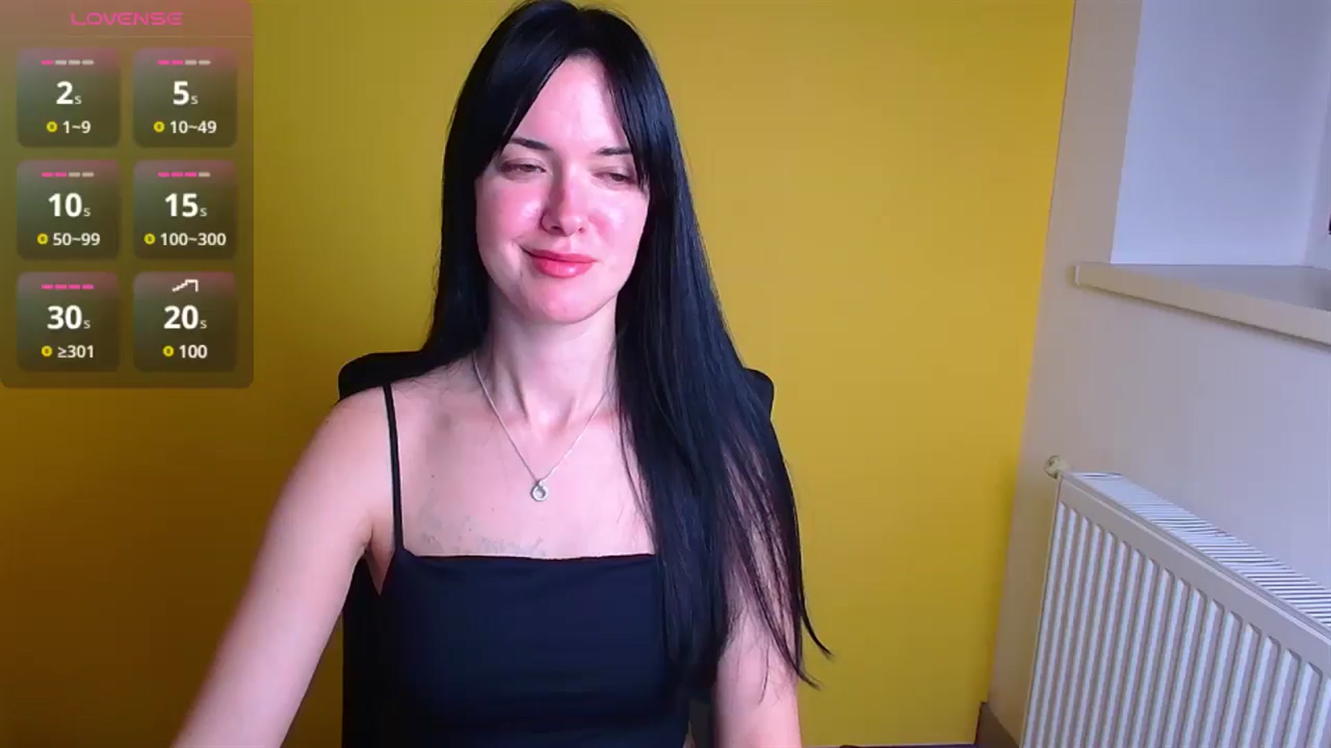 Gallery image thumbnail from Black_Red's myfreecams stream on, 12/22/2024, 11:09 image 7 of 20