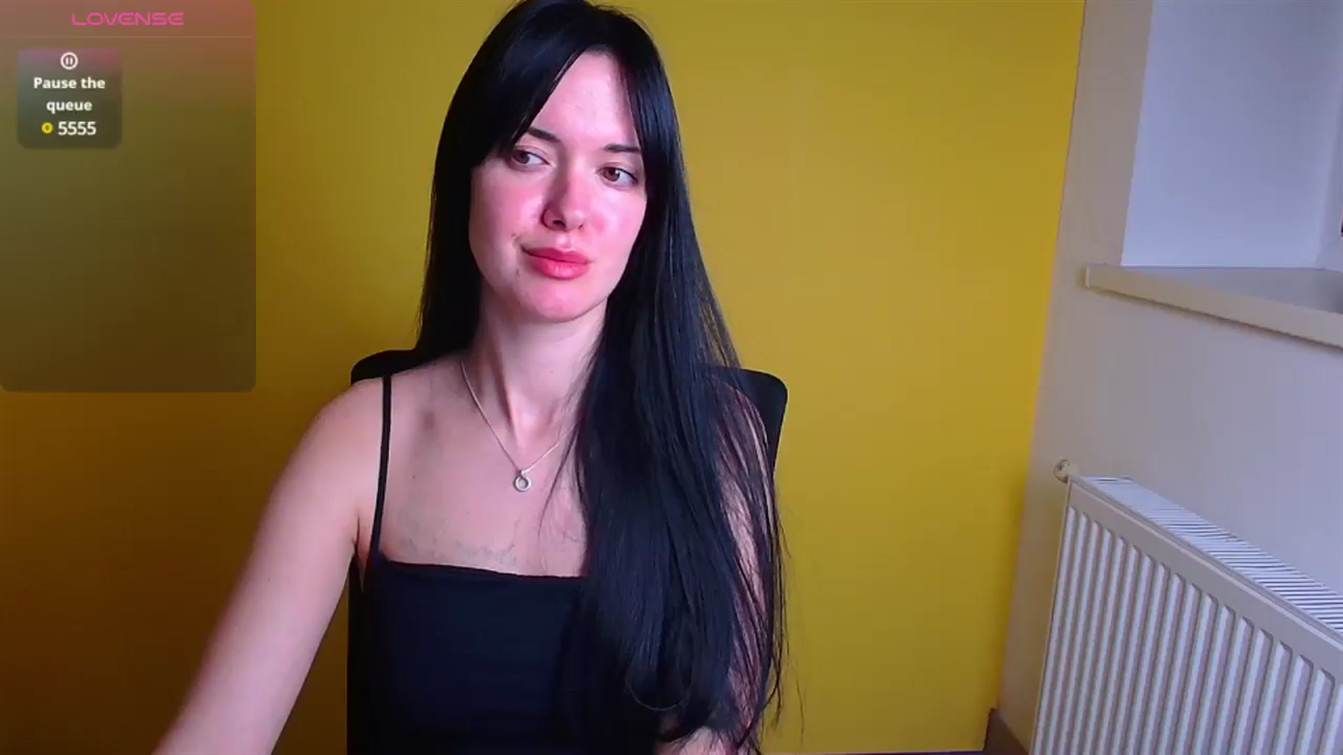 Gallery image thumbnail from Black_Red's myfreecams stream on, 12/22/2024, 11:09 image 5 of 20
