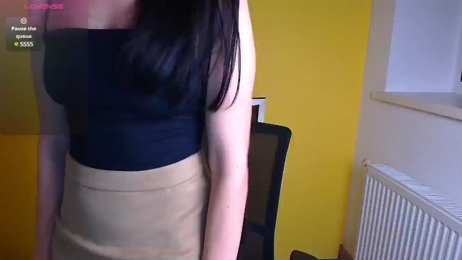Gallery image thumbnail from Black_Red's myfreecams stream on, 12/22/2024, 11:09 image 12 of 20