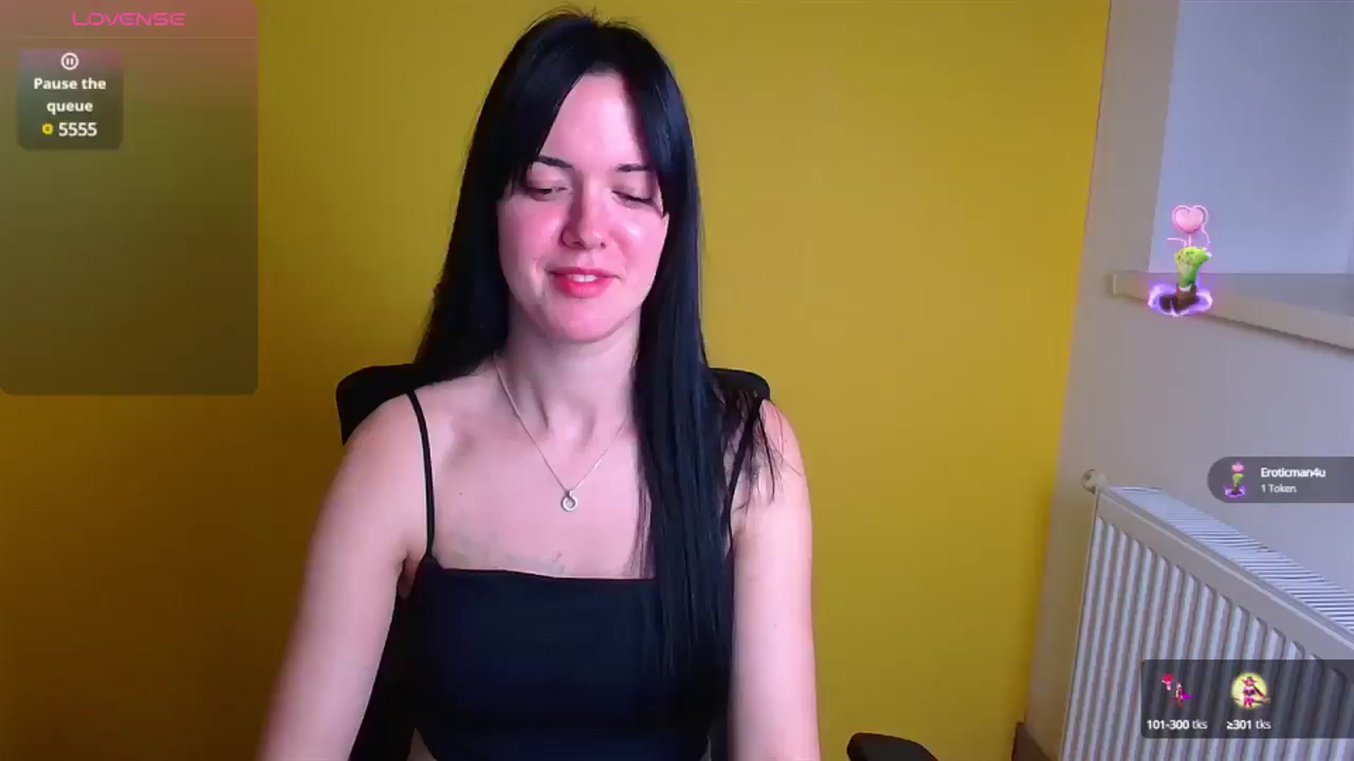 Gallery image thumbnail from Black_Red's myfreecams stream on, 12/22/2024, 11:56 image 7 of 20