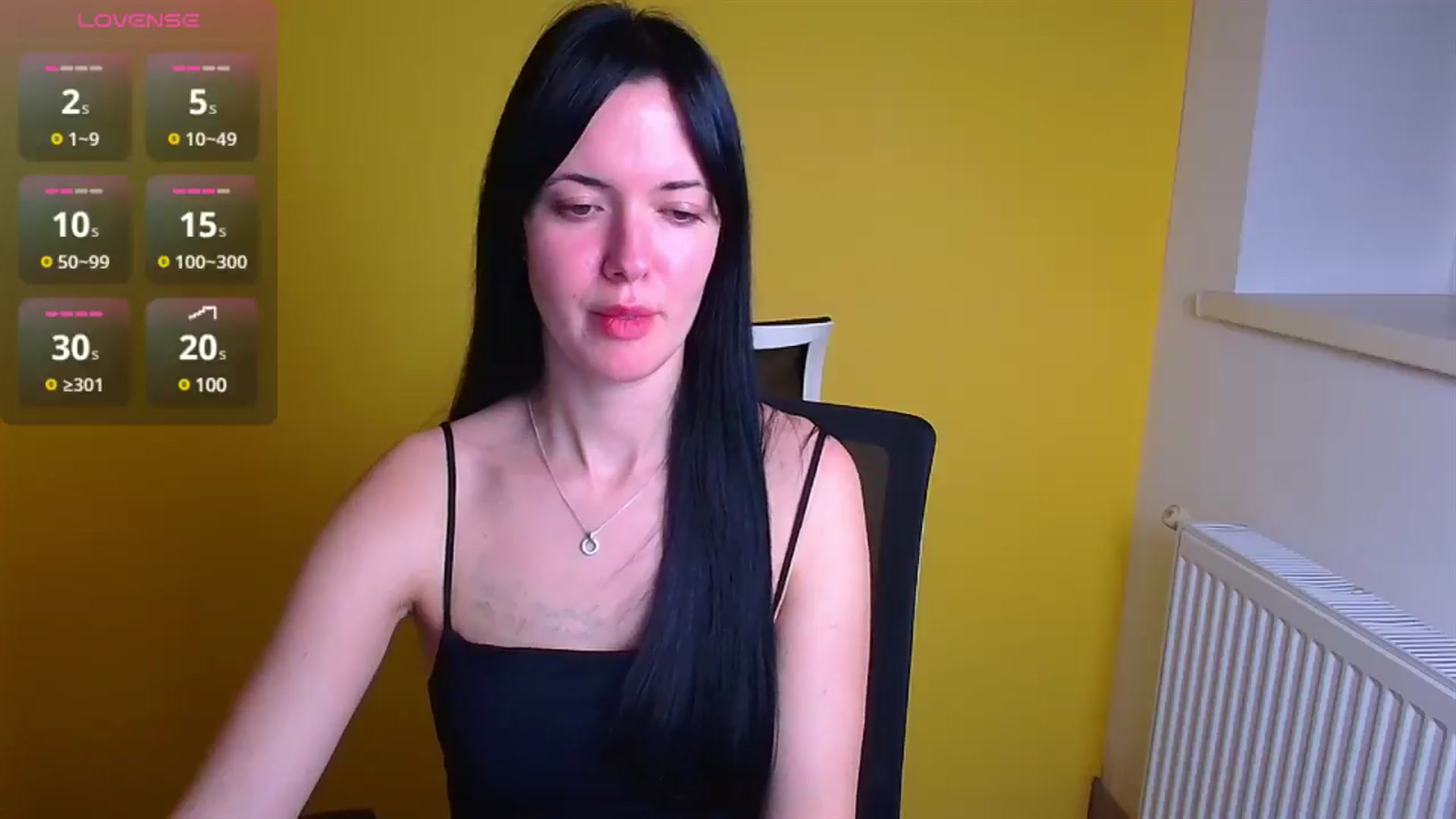 Gallery image thumbnail from Black_Red's myfreecams stream on, 12/22/2024, 11:56 image 13 of 20