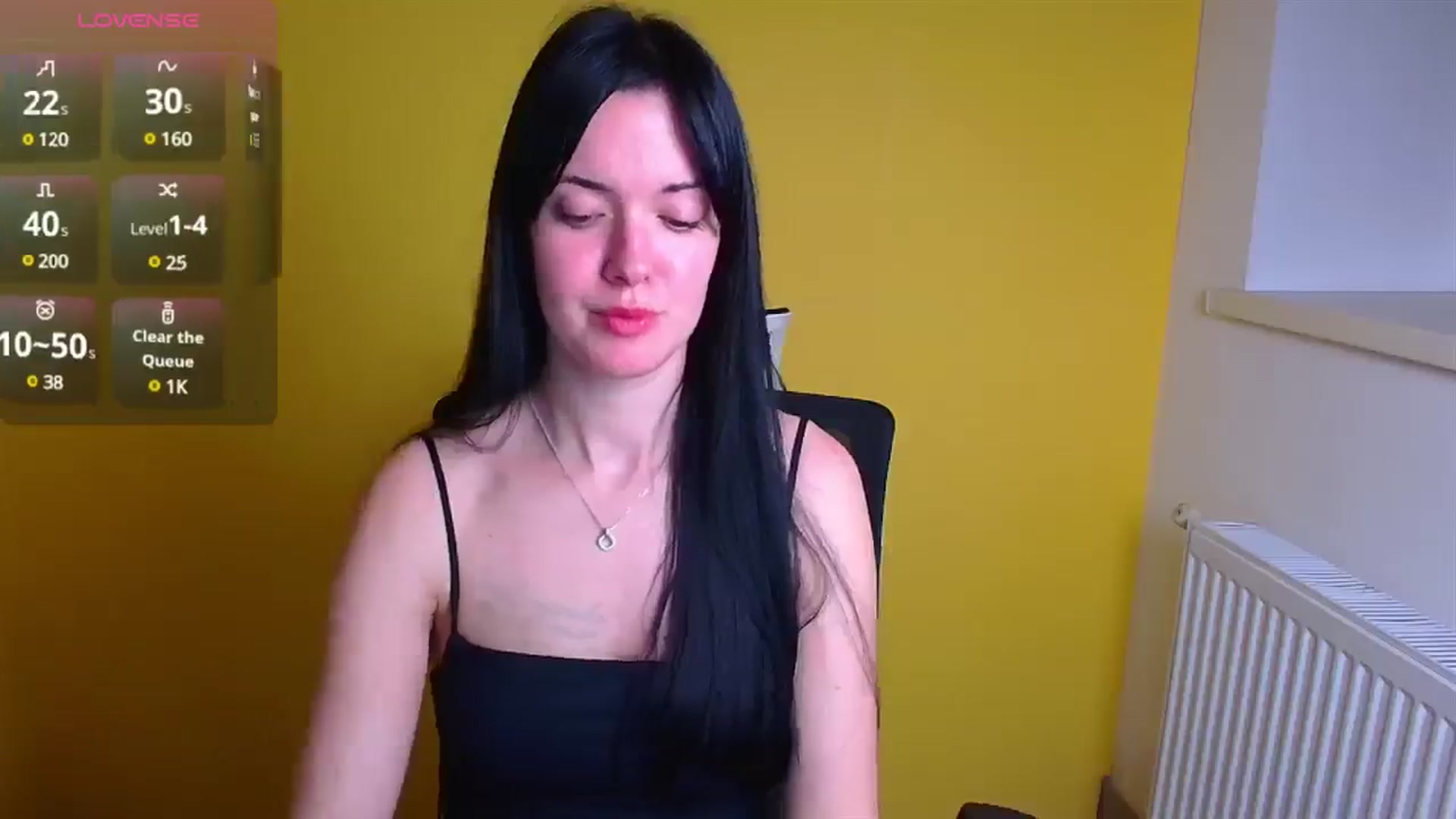 Gallery image thumbnail from Black_Red's myfreecams stream on, 12/22/2024, 13:02 image 16 of 20