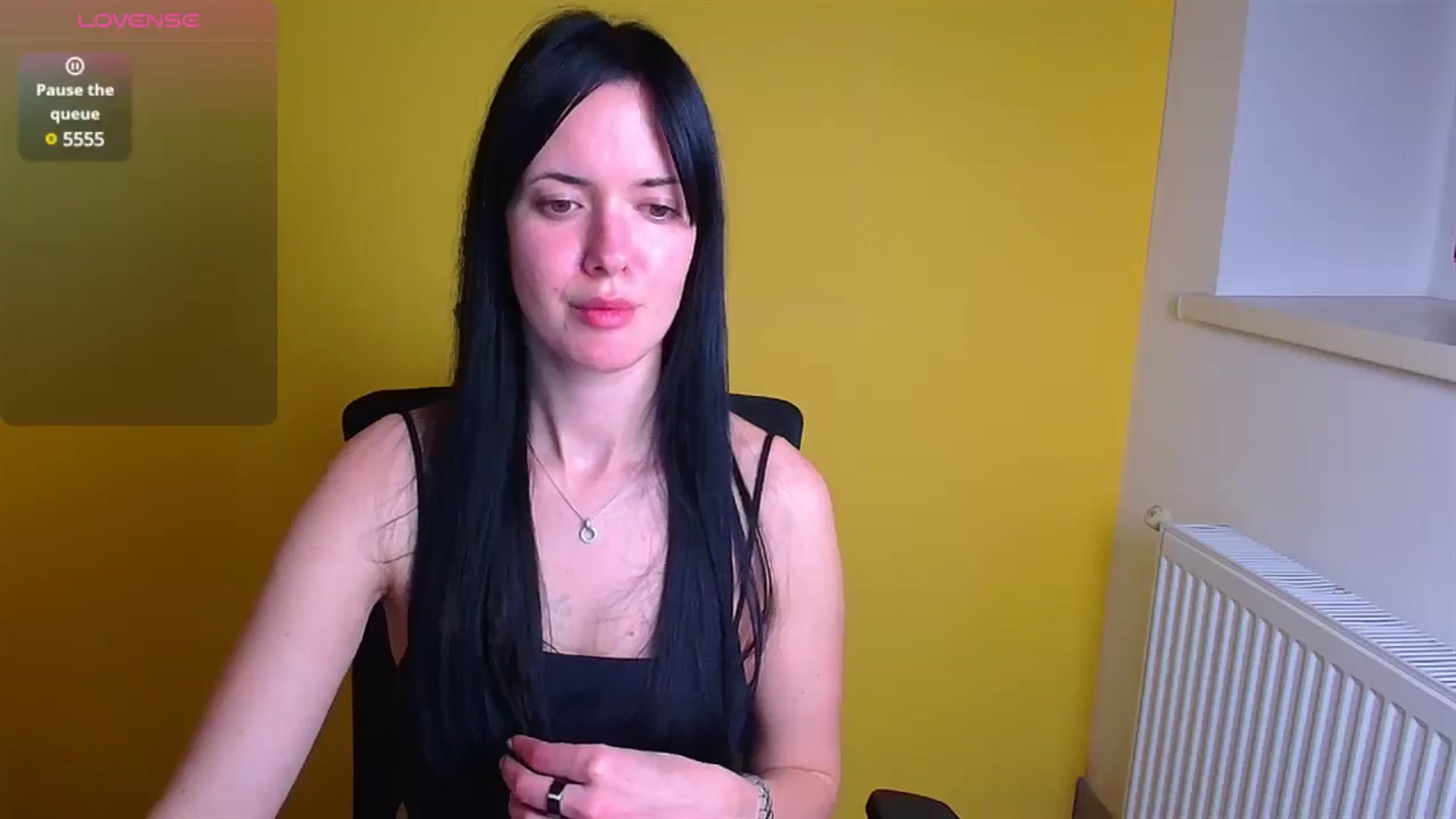 Gallery image thumbnail from Black_Red's myfreecams stream on, 12/22/2024, 13:46 image 20 of 20