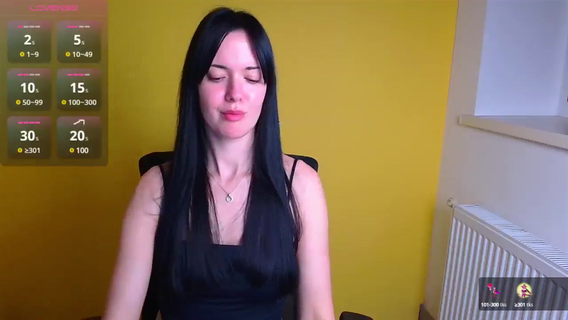 Gallery image thumbnail from Black_Red's myfreecams stream on, 12/22/2024, 13:46 image 18 of 20