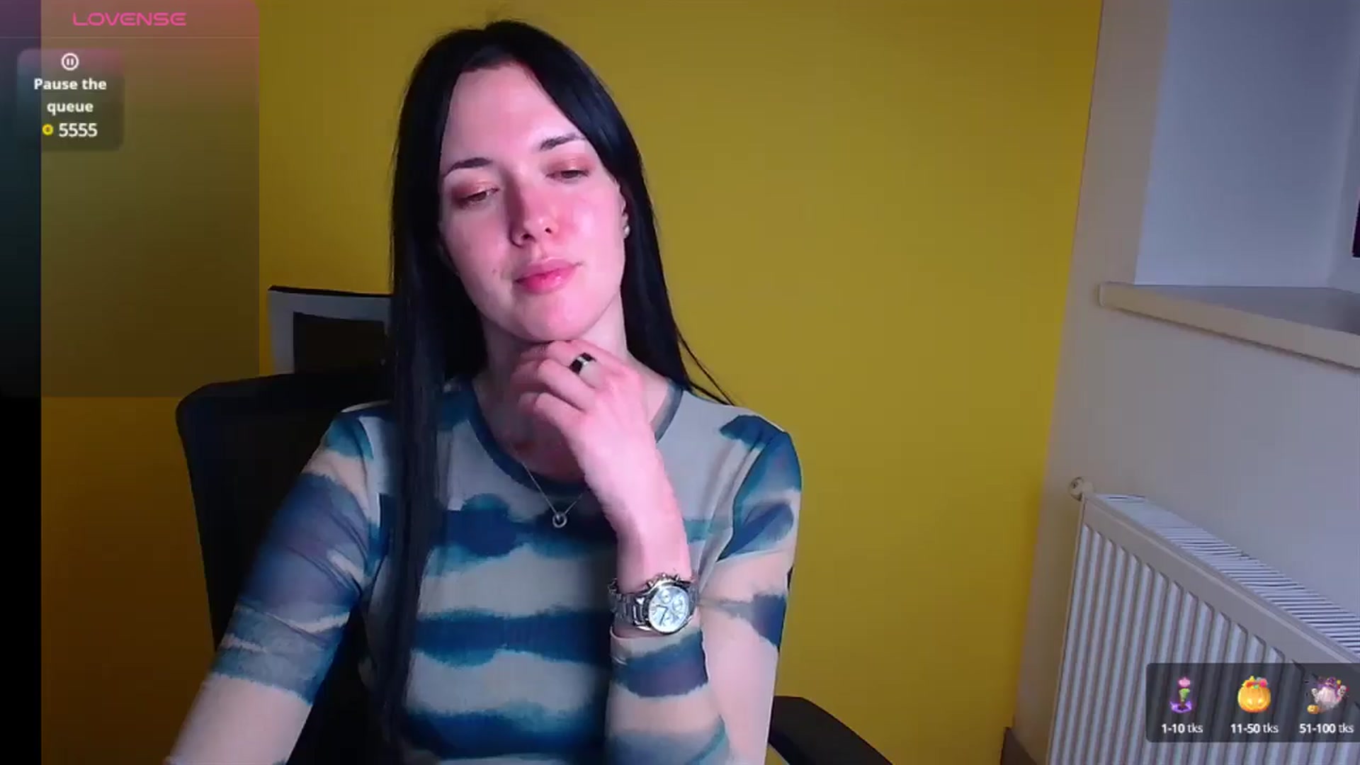 Gallery image thumbnail from Black_Red's myfreecams stream on, 12/26/2024, 10:58 image 20 of 20