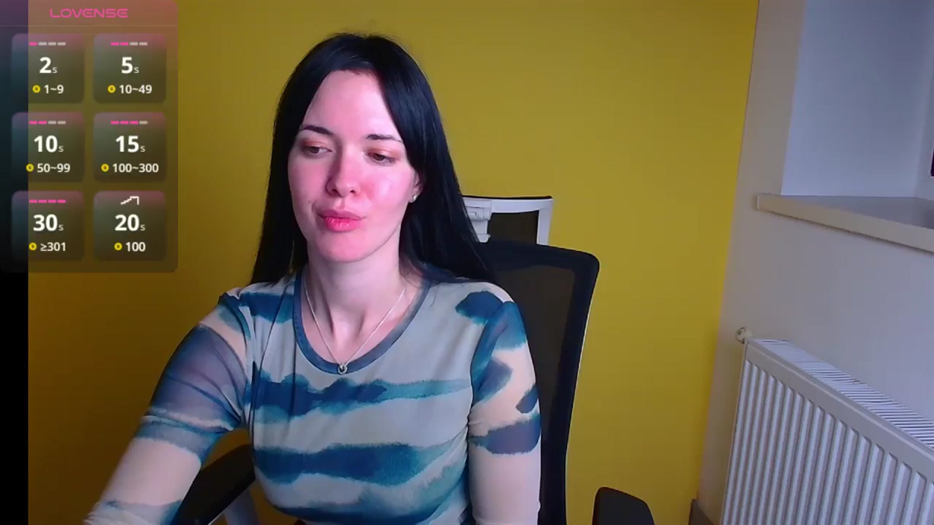 Gallery image thumbnail from Black_Red's myfreecams stream on, 12/26/2024, 10:58 image 12 of 20