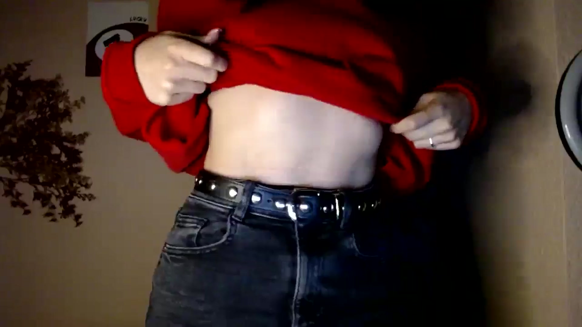 Gallery image thumbnail from Black_Side's myfreecams stream on, 11/17/2025, 18:01 image 16 of 20