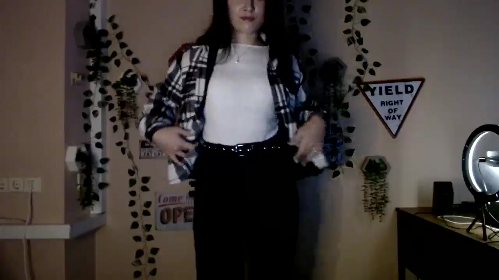 Gallery image thumbnail from Black_Side's myfreecams stream on, 11/28/2025, 16:47 image 13 of 20