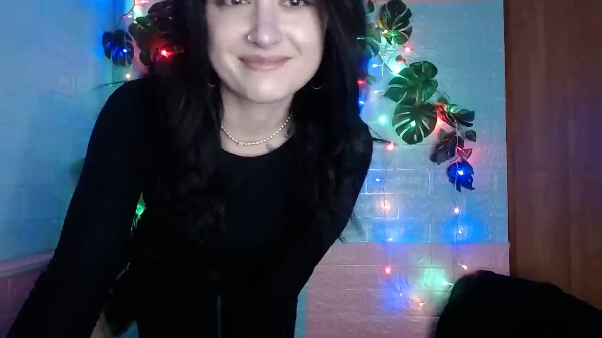 Gallery image thumbnail from Black_Side's myfreecams stream on, 12/24/2025, 18:23 image 19 of 20
