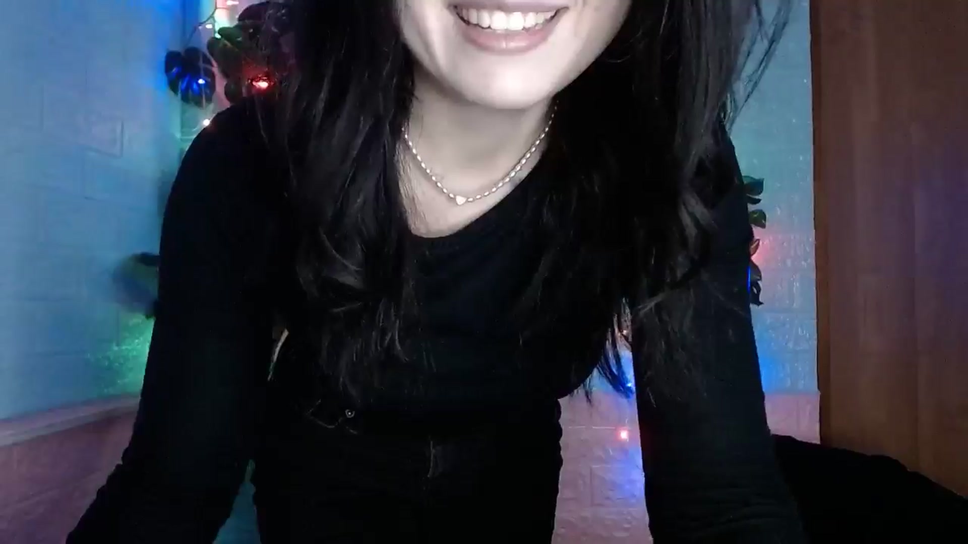 Gallery image thumbnail from Black_Side's myfreecams stream on, 12/24/2025, 18:23 image 20 of 20
