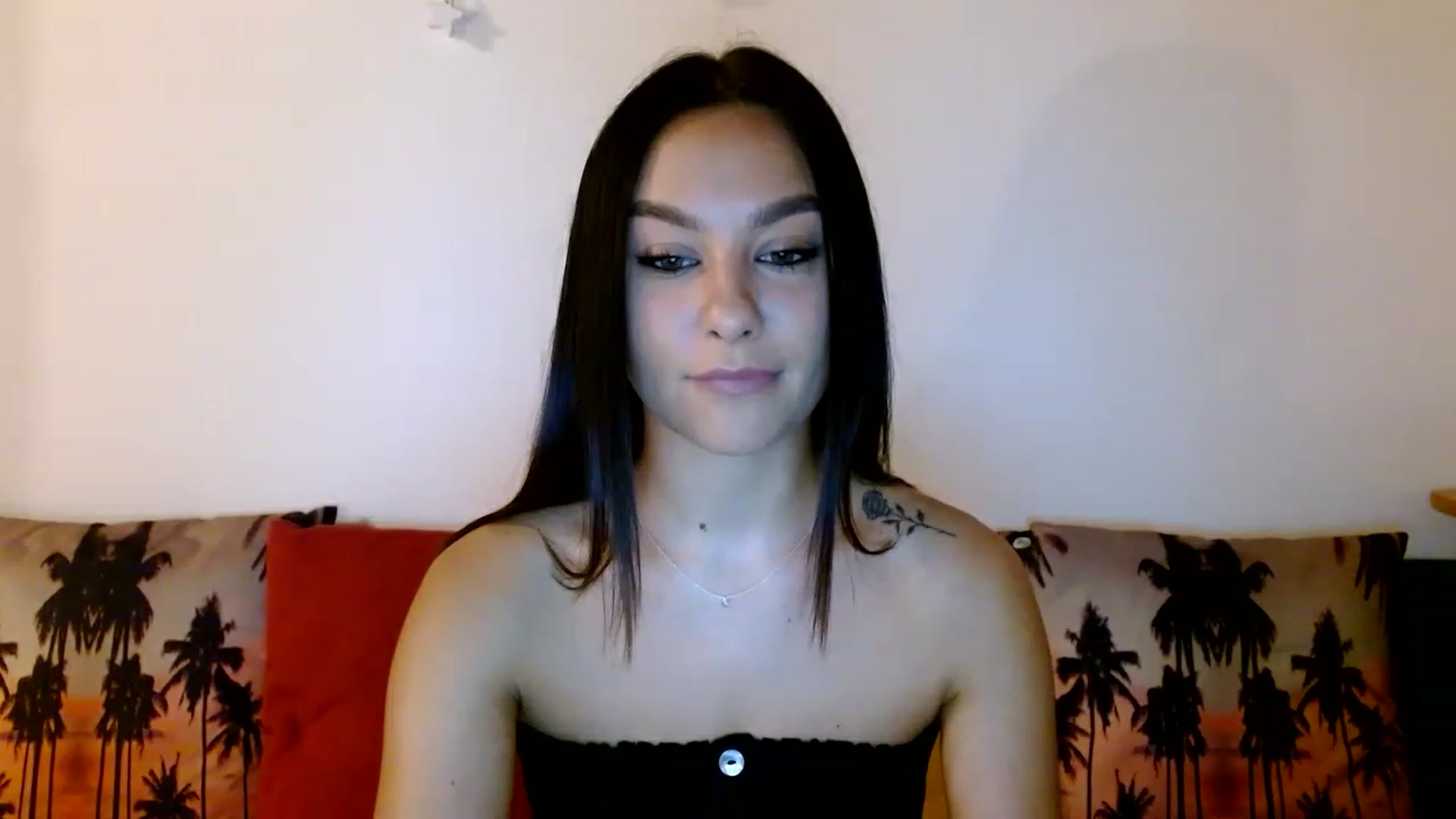 Gallery image thumbnail from Blackcoffeeee's myfreecams stream on, 12/04/2022, 08:19 image 12 of 20