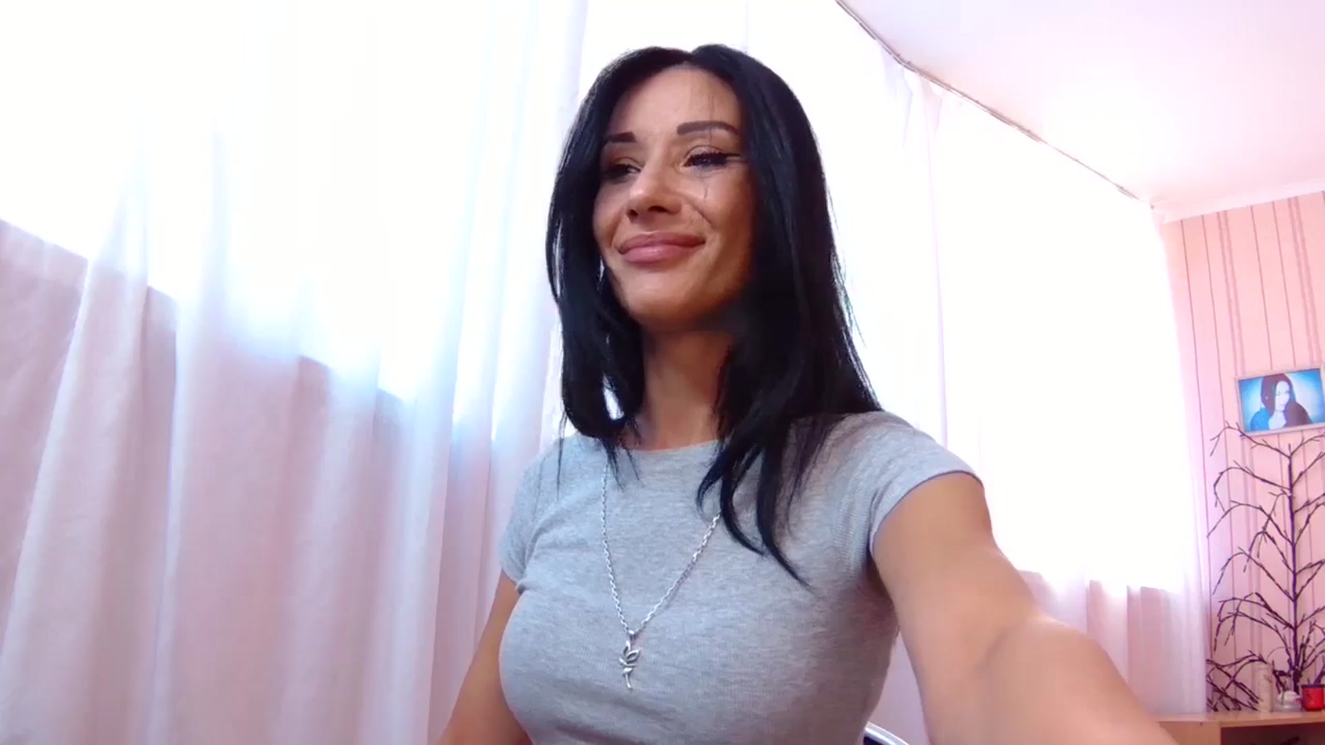 Gallery image thumbnail from Blackeyeslady's myfreecams stream on, 09/25/2023, 11:22 image 6 of 20