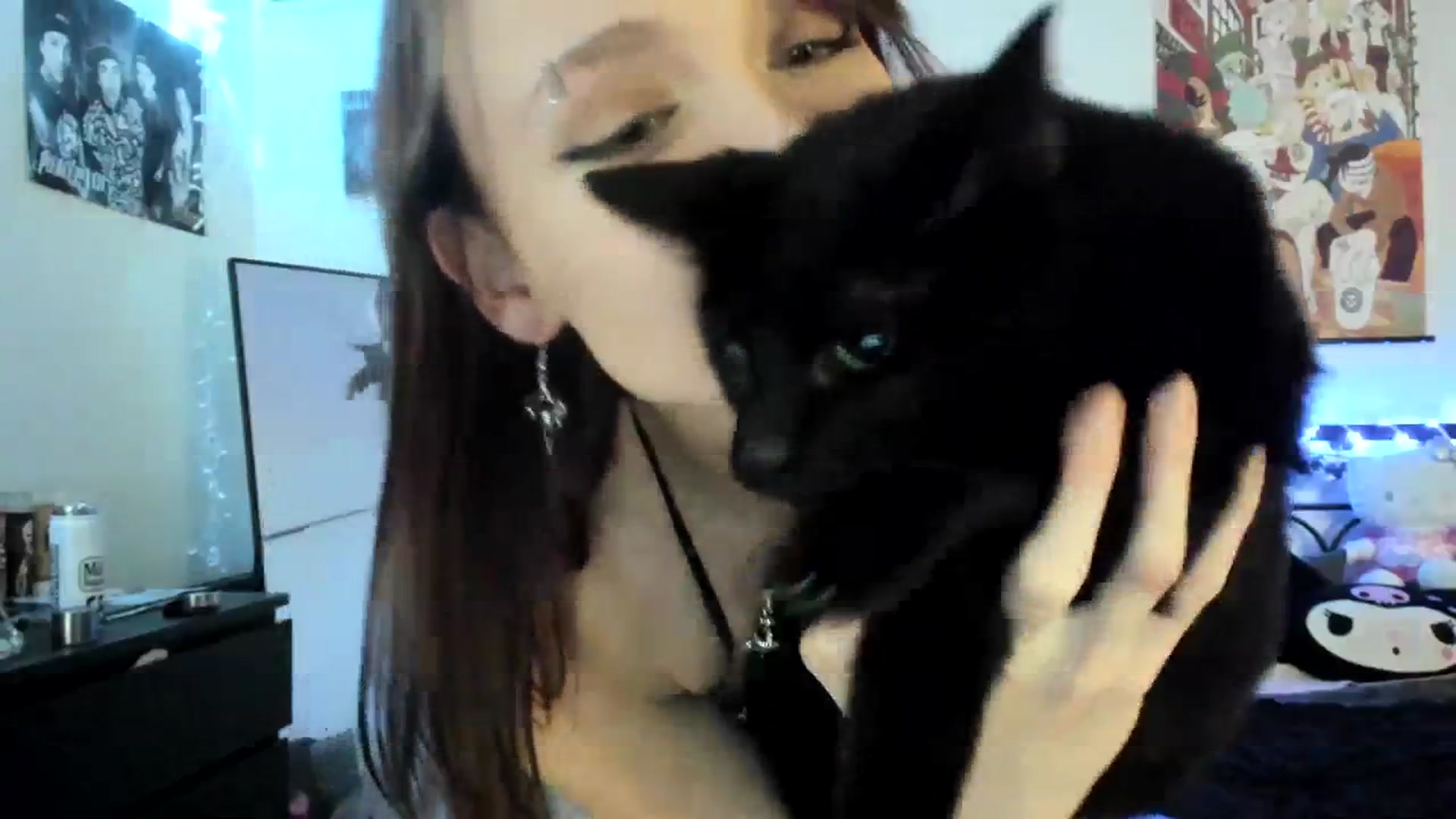 Gallery image thumbnail from BladeBunny's myfreecams stream on, 11/26/2023, 02:07 image 13 of 20