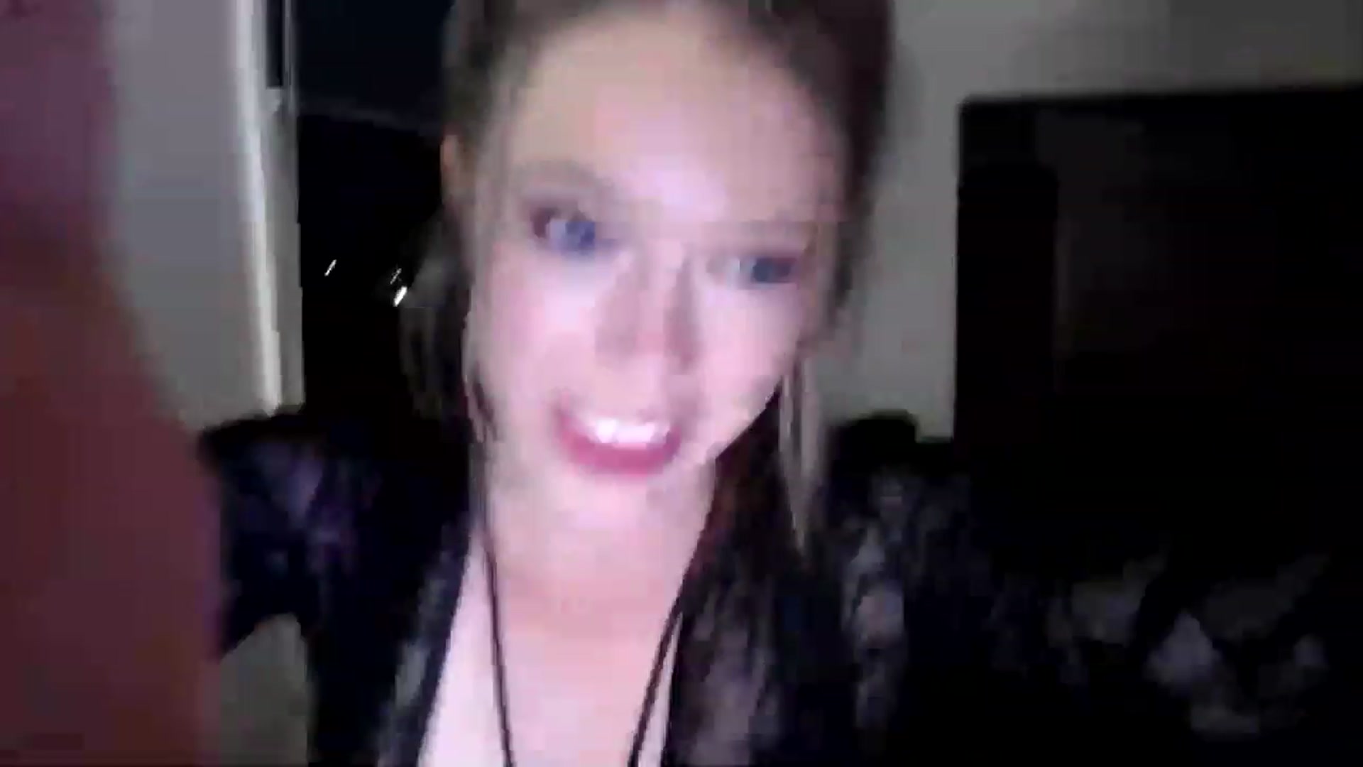 Gallery image thumbnail from BlairHarper's myfreecams stream on, 01/03/2023, 13:34 image 10 of 20