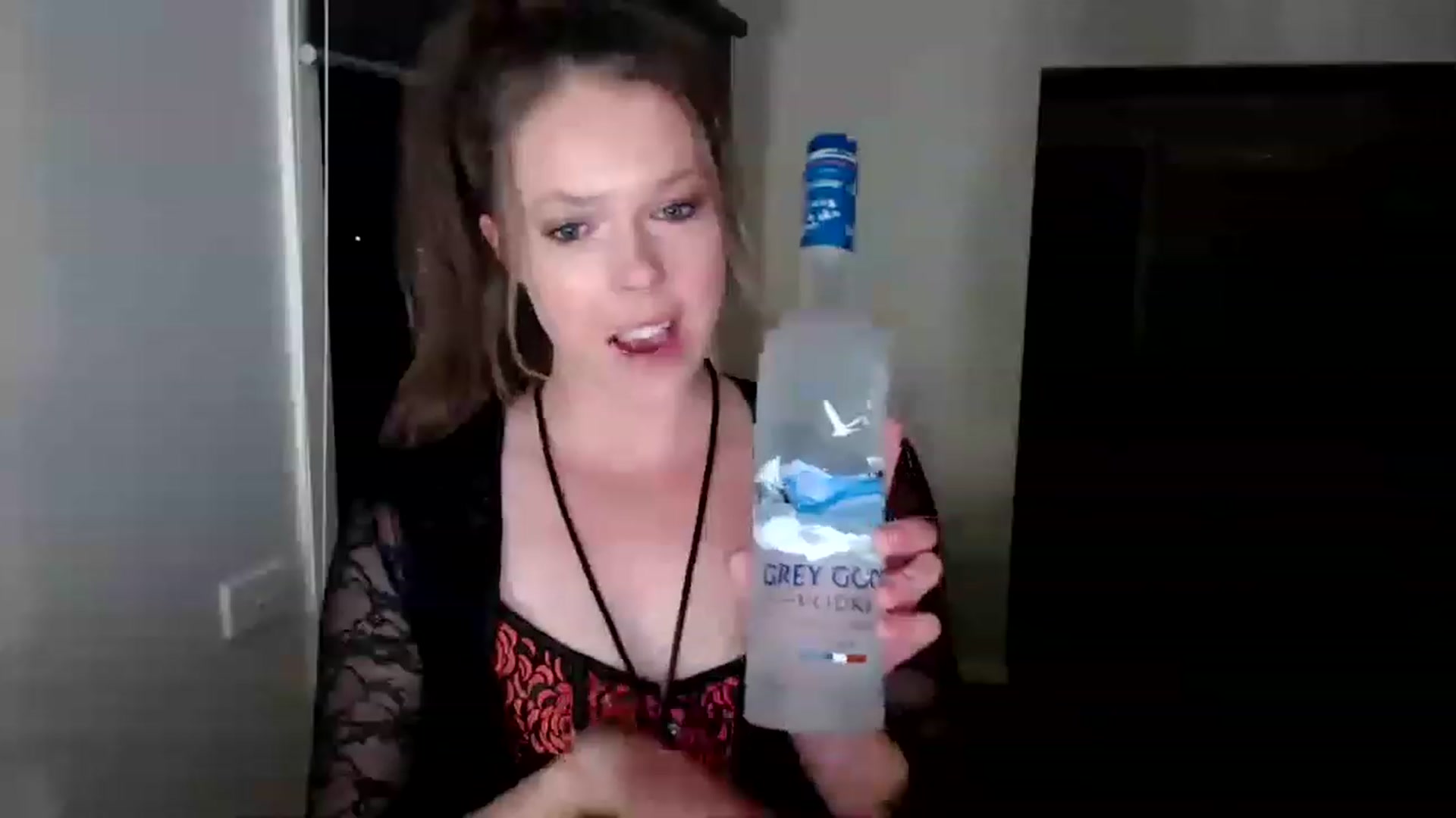Gallery image thumbnail from BlairHarper's myfreecams stream on, 01/03/2023, 13:34 image 3 of 20