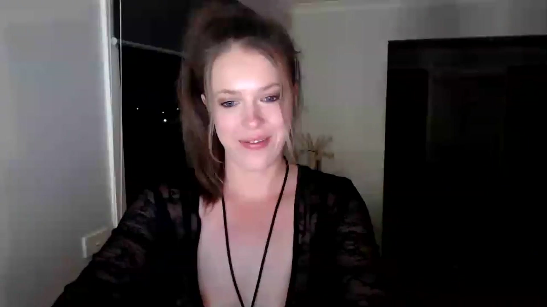 Gallery image thumbnail from BlairHarper's myfreecams stream on, 01/03/2023, 16:46 image 3 of 20
