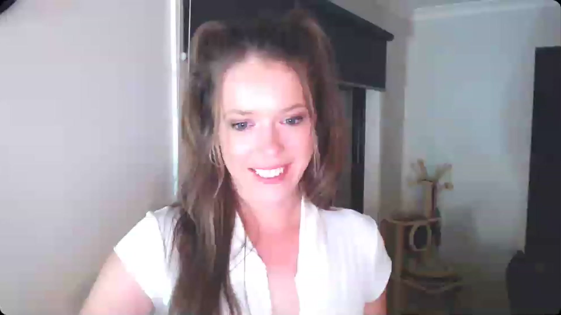 Gallery image thumbnail from BlairHarper's myfreecams stream on, 01/05/2023, 15:10 image 2 of 20