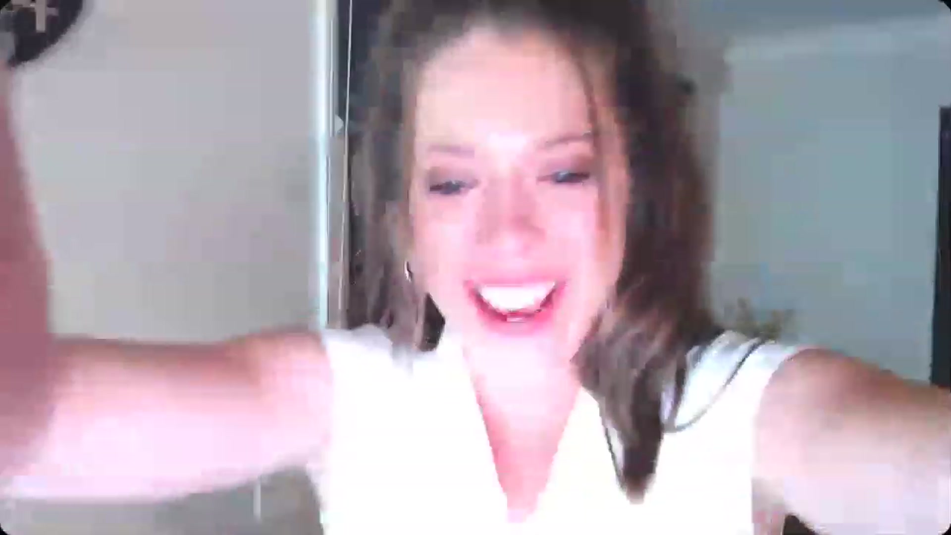 Gallery image thumbnail from BlairHarper's myfreecams stream on, 01/05/2023, 15:10 image 3 of 20