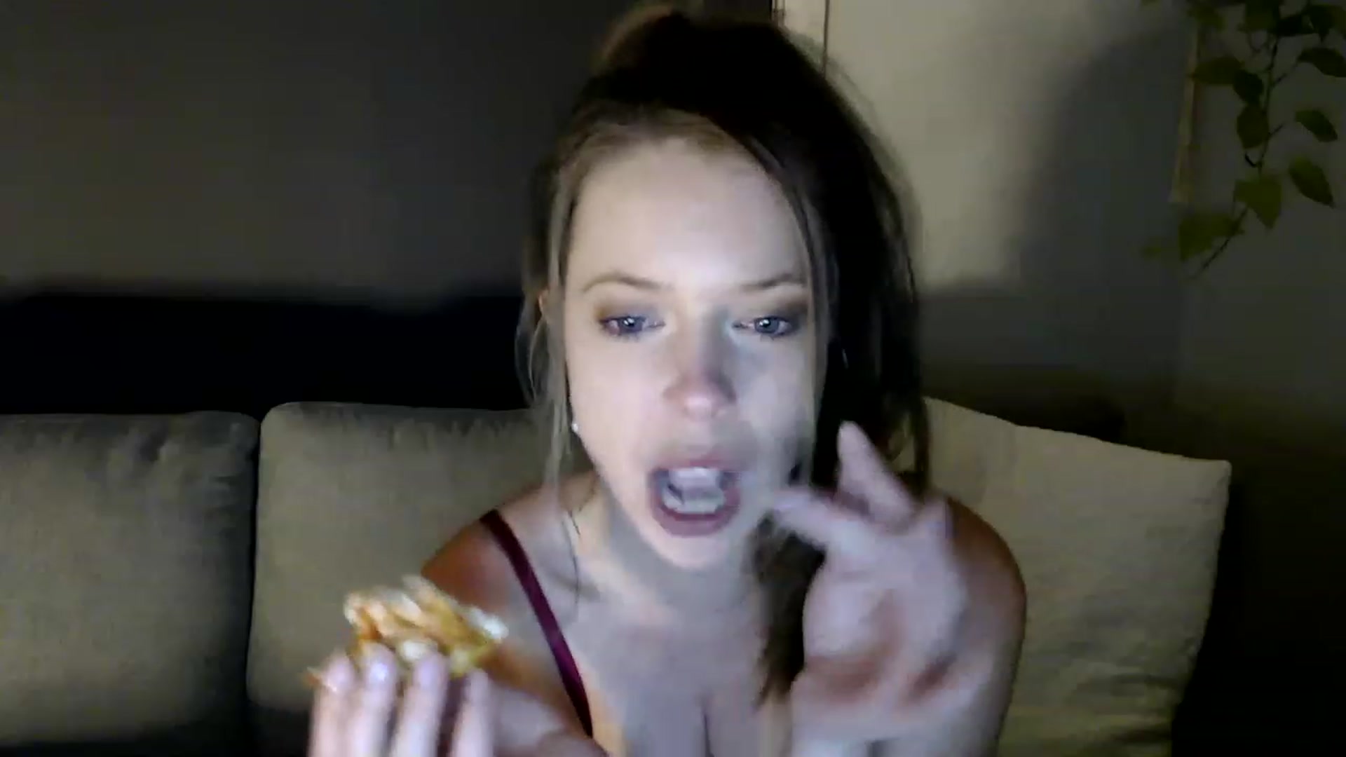 Gallery image thumbnail from BlairHarper's myfreecams stream on, 02/25/2023, 17:30 image 18 of 20