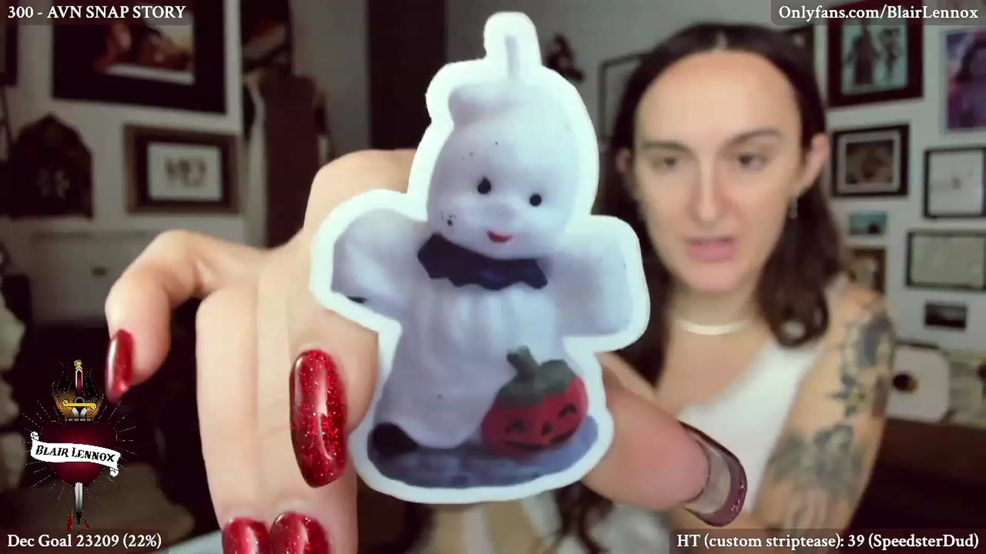 Gallery image thumbnail from BlairLennox's myfreecams stream on, 12/15/2022, 03:21 image 10 of 20