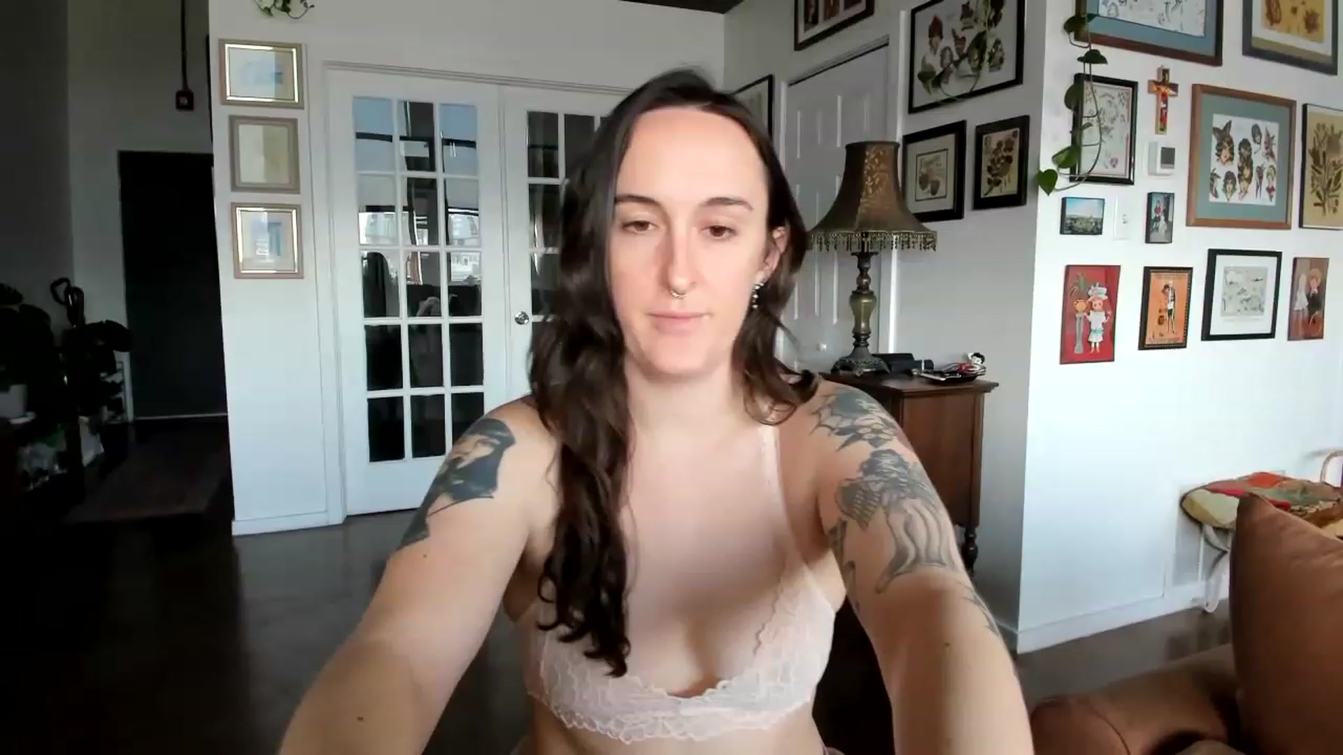 Gallery image thumbnail from BlairLennox's myfreecams stream on, 03/21/2023, 22:54 image 7 of 20