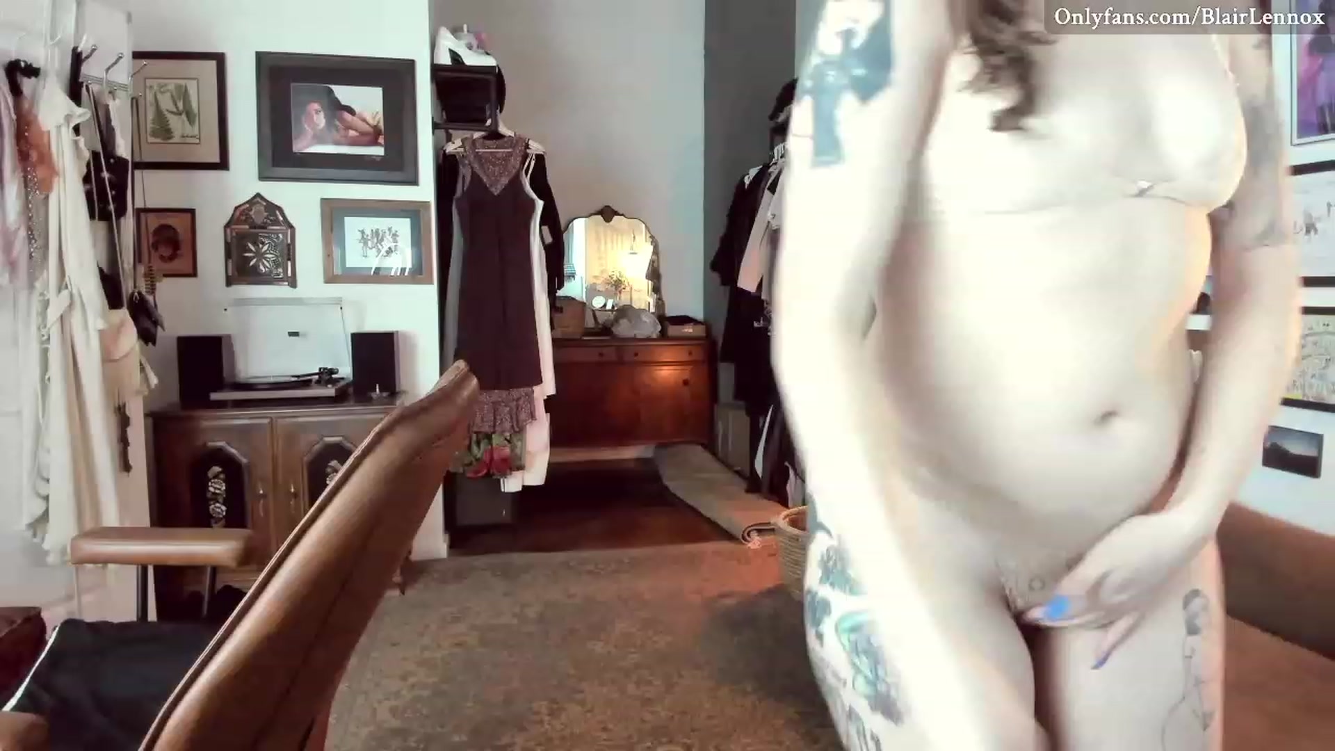 Gallery image thumbnail from BlairLennox's myfreecams stream on, 04/06/2023, 01:05 image 1 of 20