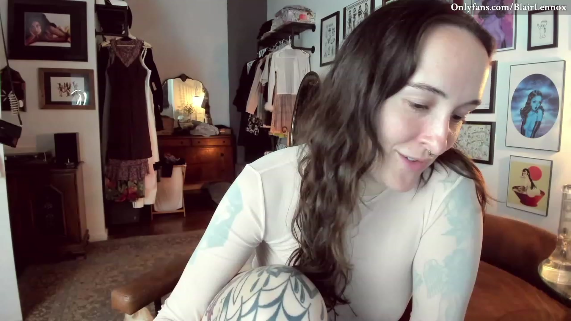 Gallery image thumbnail from BlairLennox's myfreecams stream on, 04/07/2023, 02:43 image 15 of 20
