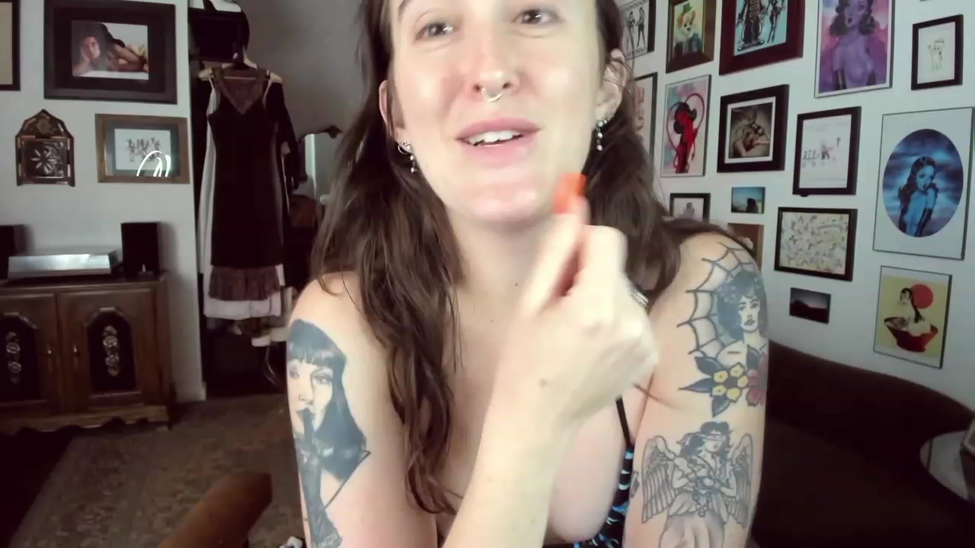 Gallery image thumbnail from BlairLennox's myfreecams stream on, 04/28/2023, 03:12 image 15 of 20