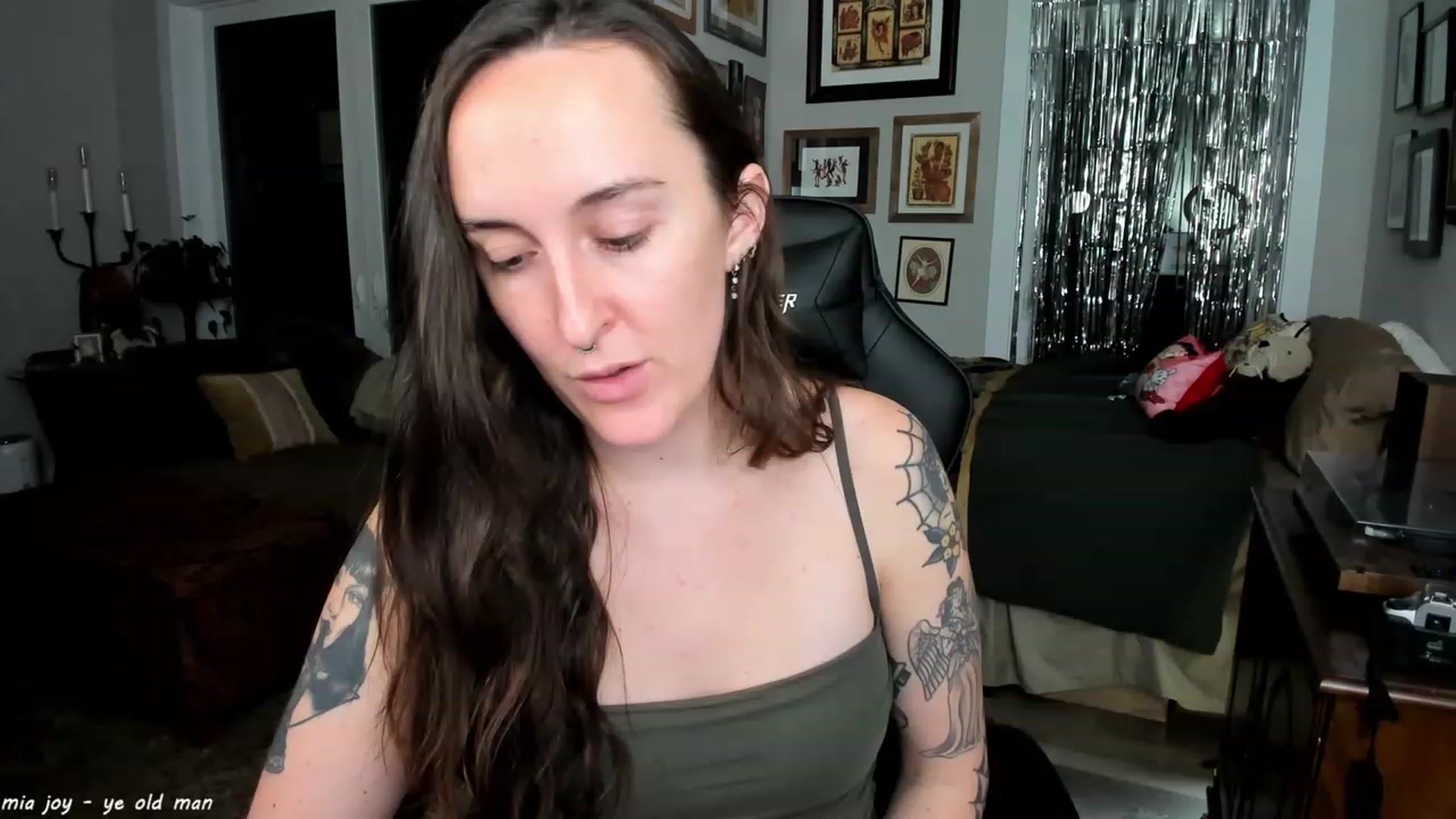 Gallery image thumbnail from BlairLennox's myfreecams stream on, 01/06/2024, 03:48 image 12 of 20