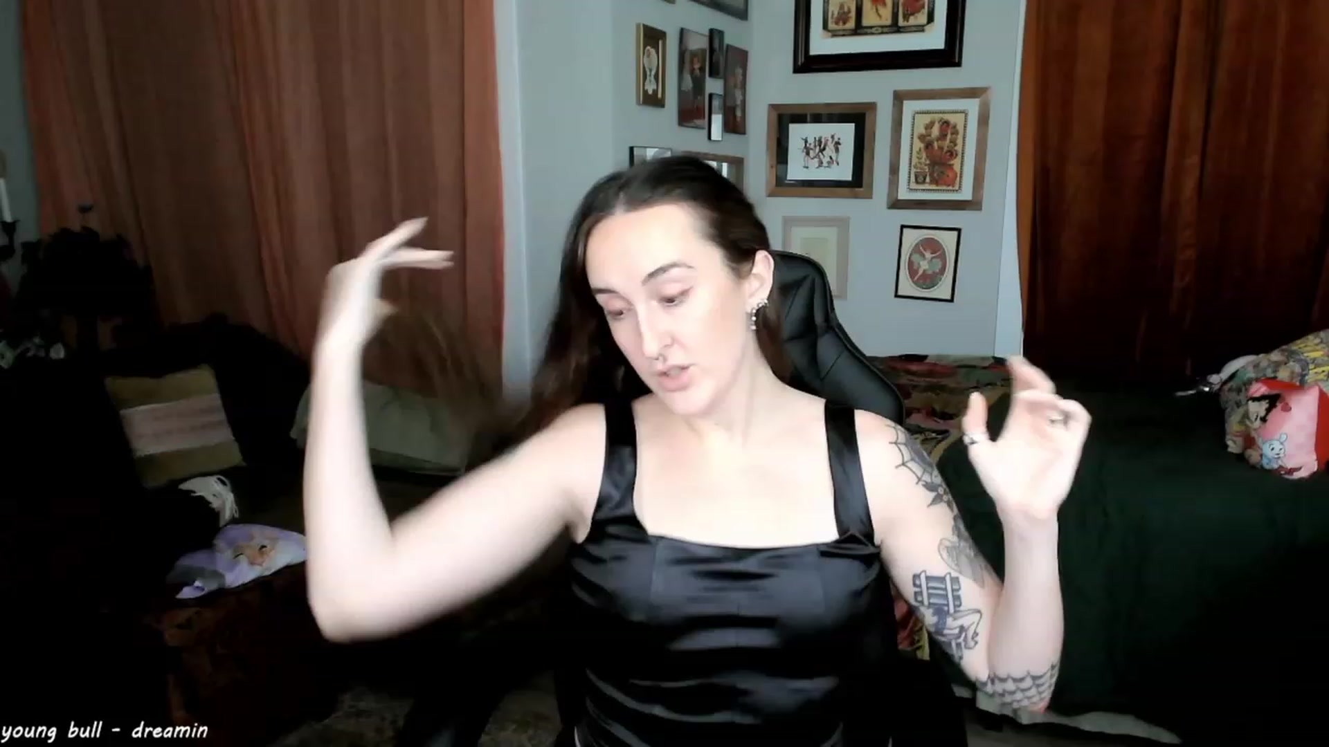 Gallery image thumbnail from BlairLennox's myfreecams stream on, 01/20/2024, 03:38 image 11 of 20