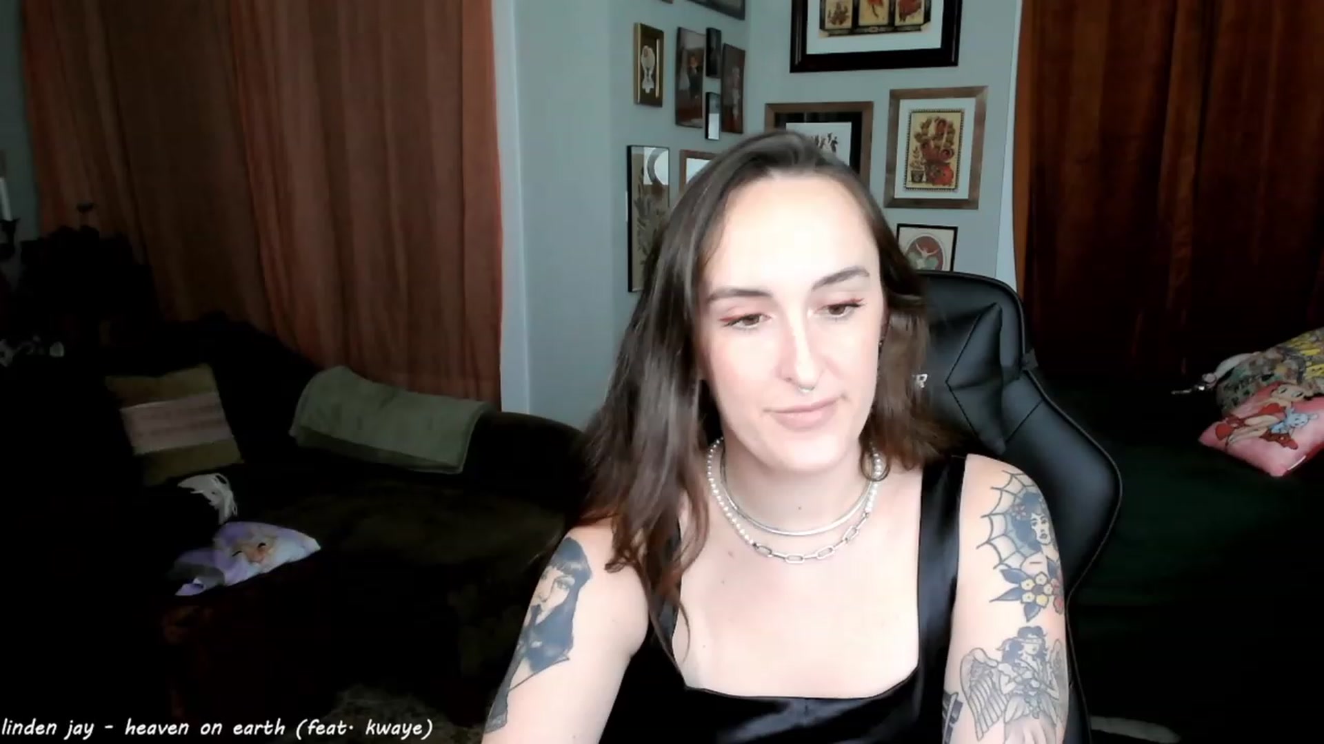Gallery image thumbnail from BlairLennox's myfreecams stream on, 01/20/2024, 03:38 image 19 of 20