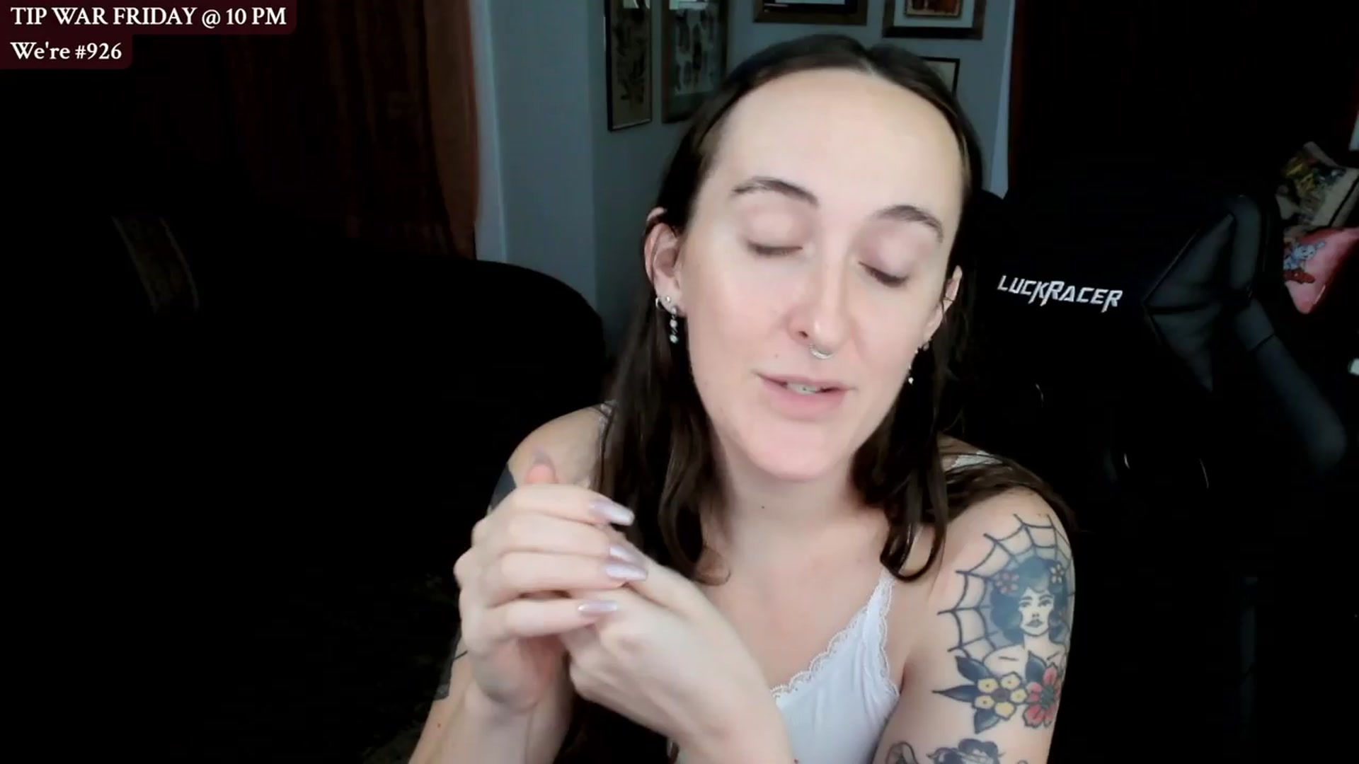 Gallery image thumbnail from BlairLennox's myfreecams stream on, 03/21/2024, 04:25 image 15 of 20