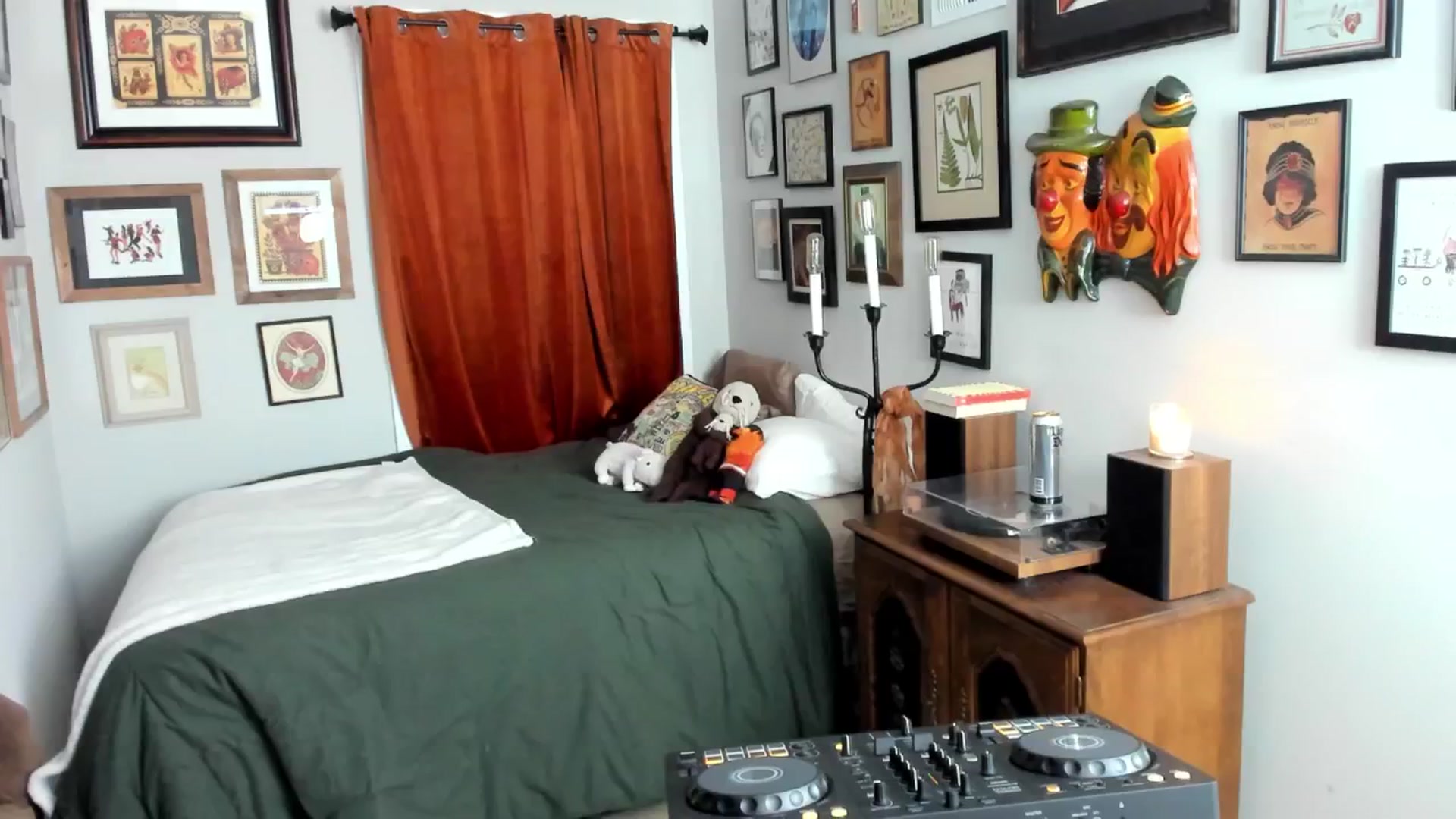Gallery image thumbnail from BlairLennox's myfreecams stream on, 08/14/2024, 02:51 image 2 of 20