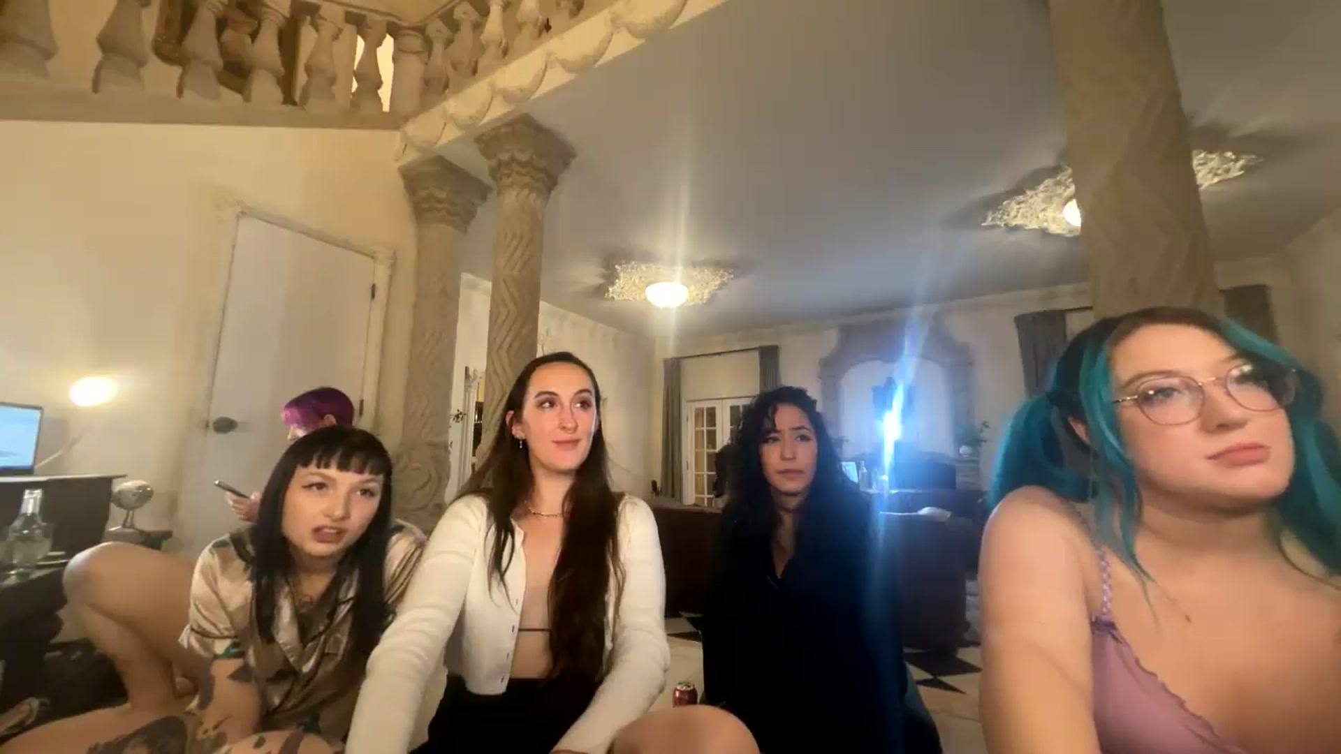 Gallery image thumbnail from BlairLennox's myfreecams stream on, 11/19/2024, 03:54 image 2 of 20