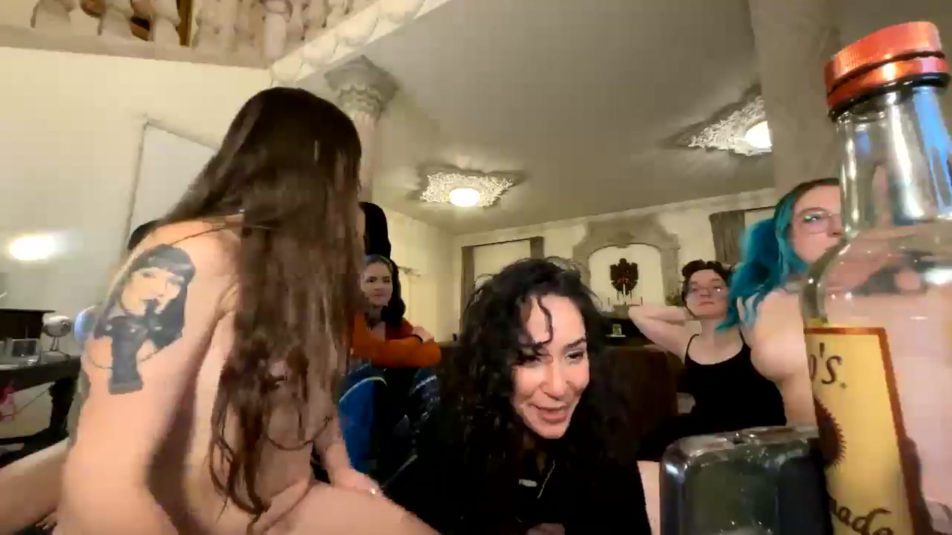 Gallery image thumbnail from BlairLennox's myfreecams stream on, 11/19/2024, 07:20 image 3 of 20