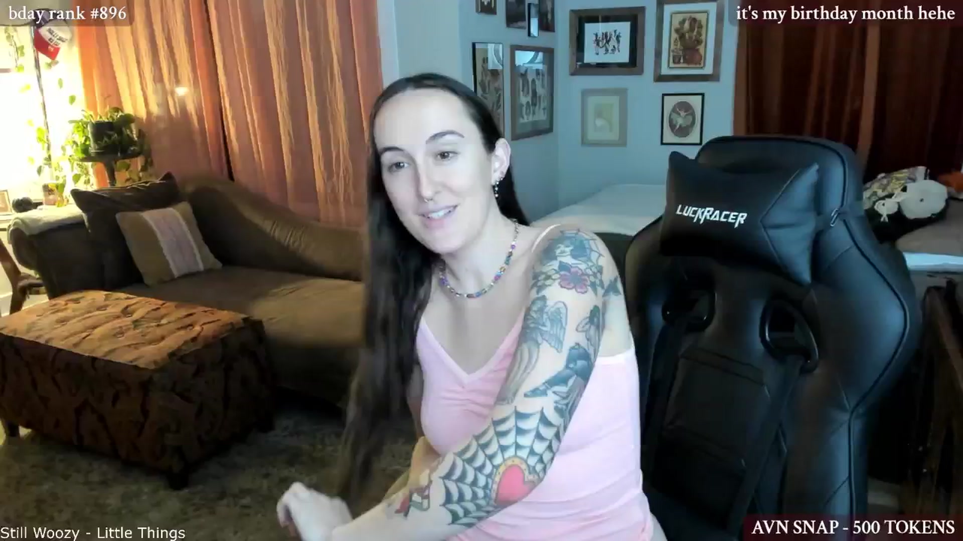 Gallery image thumbnail from BlairLennox's myfreecams stream on, 11/25/2024, 23:58 image 18 of 20