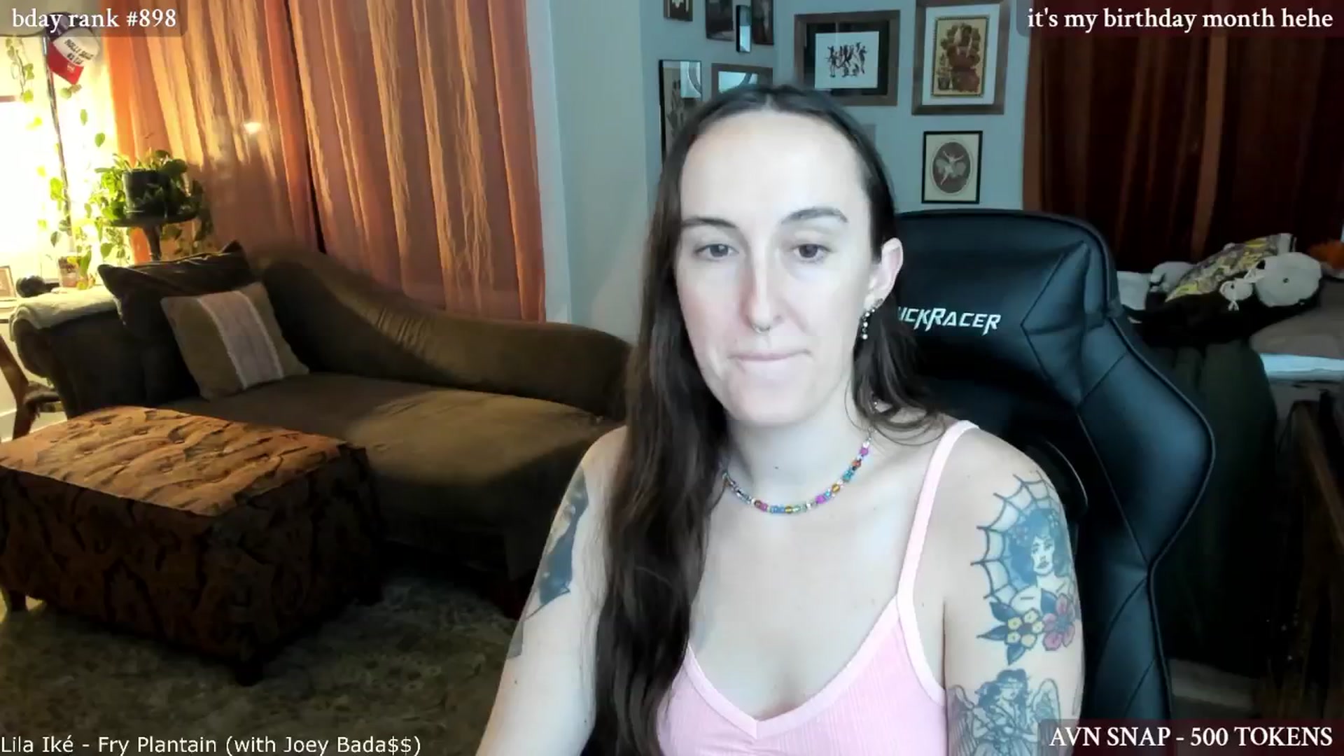 Gallery image thumbnail from BlairLennox's myfreecams stream on, 11/25/2024, 23:58 image 3 of 20