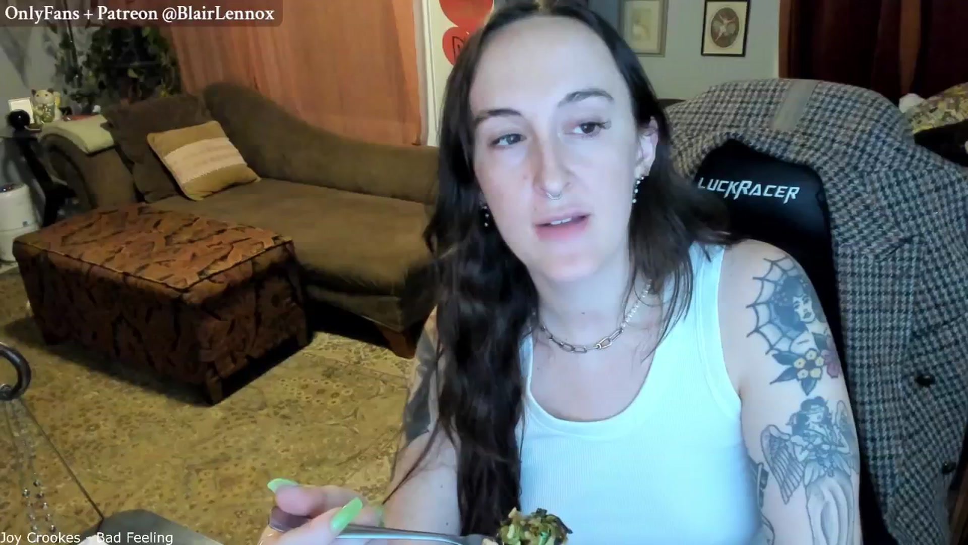 Gallery image thumbnail from BlairLennox's myfreecams stream on, 03/11/2025, 03:12 image 2 of 20