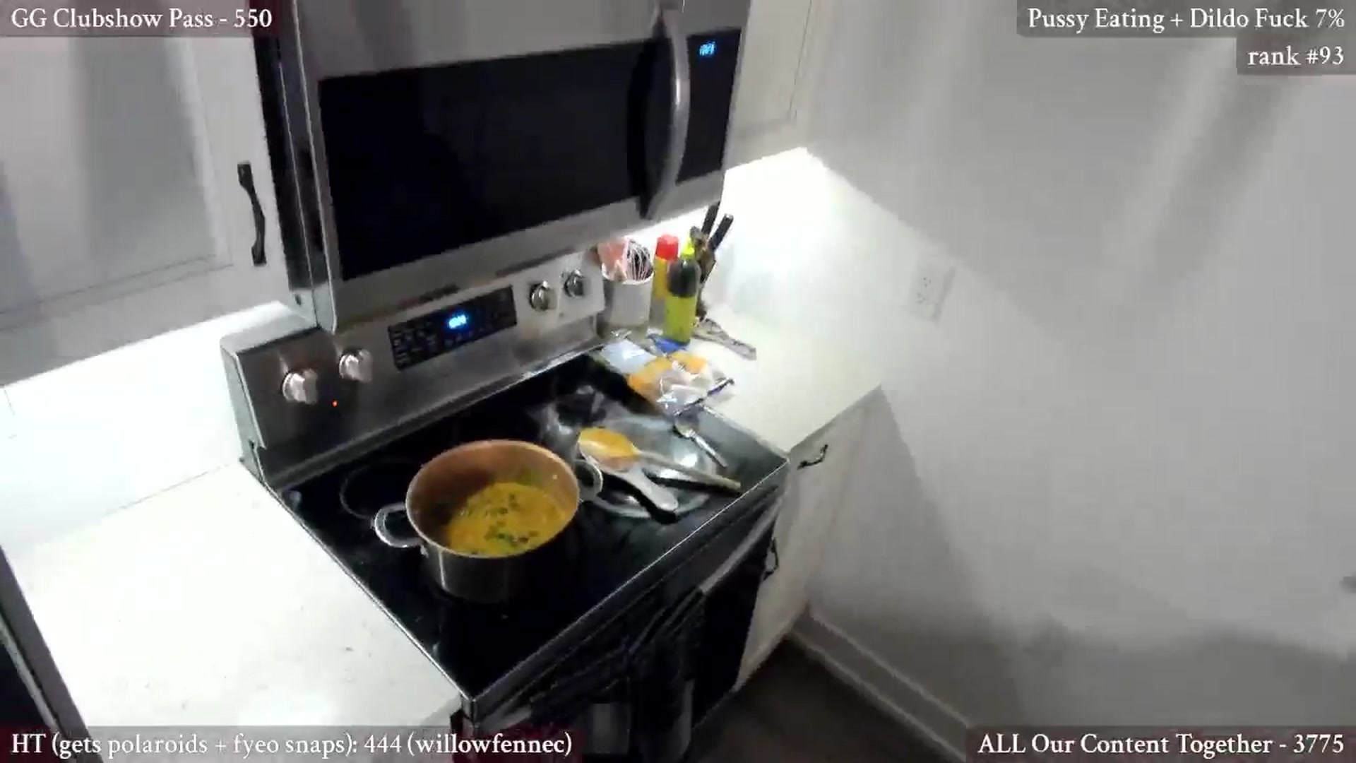 Gallery image thumbnail from BlairLennox's myfreecams stream on, 06/17/2025, 03:46 image 12 of 20