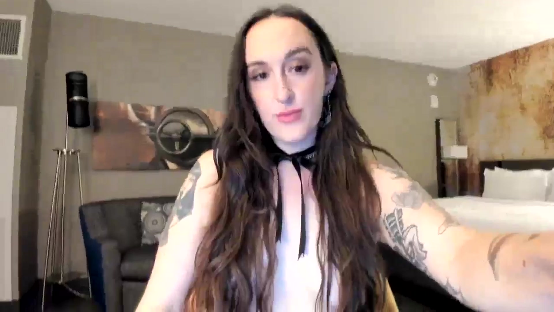 Gallery image thumbnail from BlairLennox's myfreecams stream on, 09/05/2025, 04:04 image 8 of 20