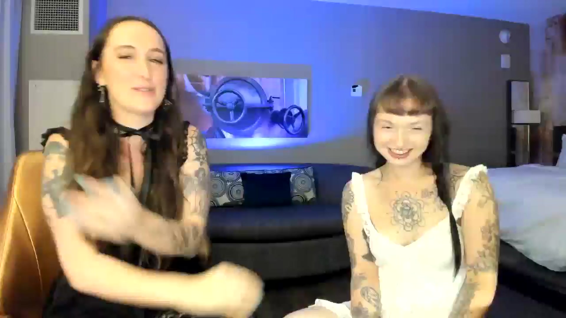 Gallery image thumbnail from BlairLennox's myfreecams stream on, 09/06/2025, 04:55 image 17 of 20