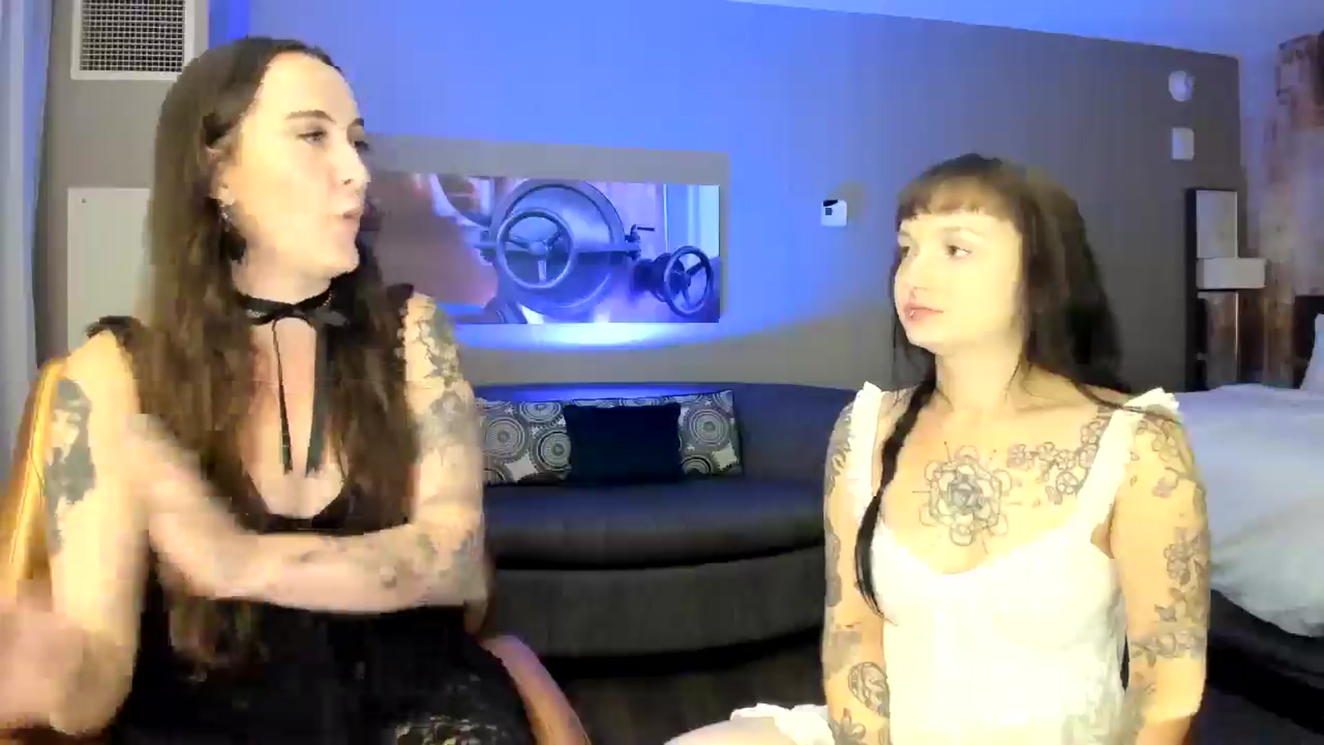 Gallery image thumbnail from BlairLennox's myfreecams stream on, 09/06/2025, 04:55 image 18 of 20