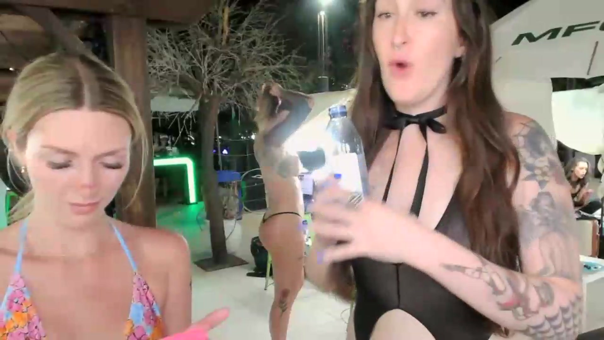 Gallery image thumbnail from BlairLennox's myfreecams stream on, 05/21/2026, 04:27 image 18 of 20