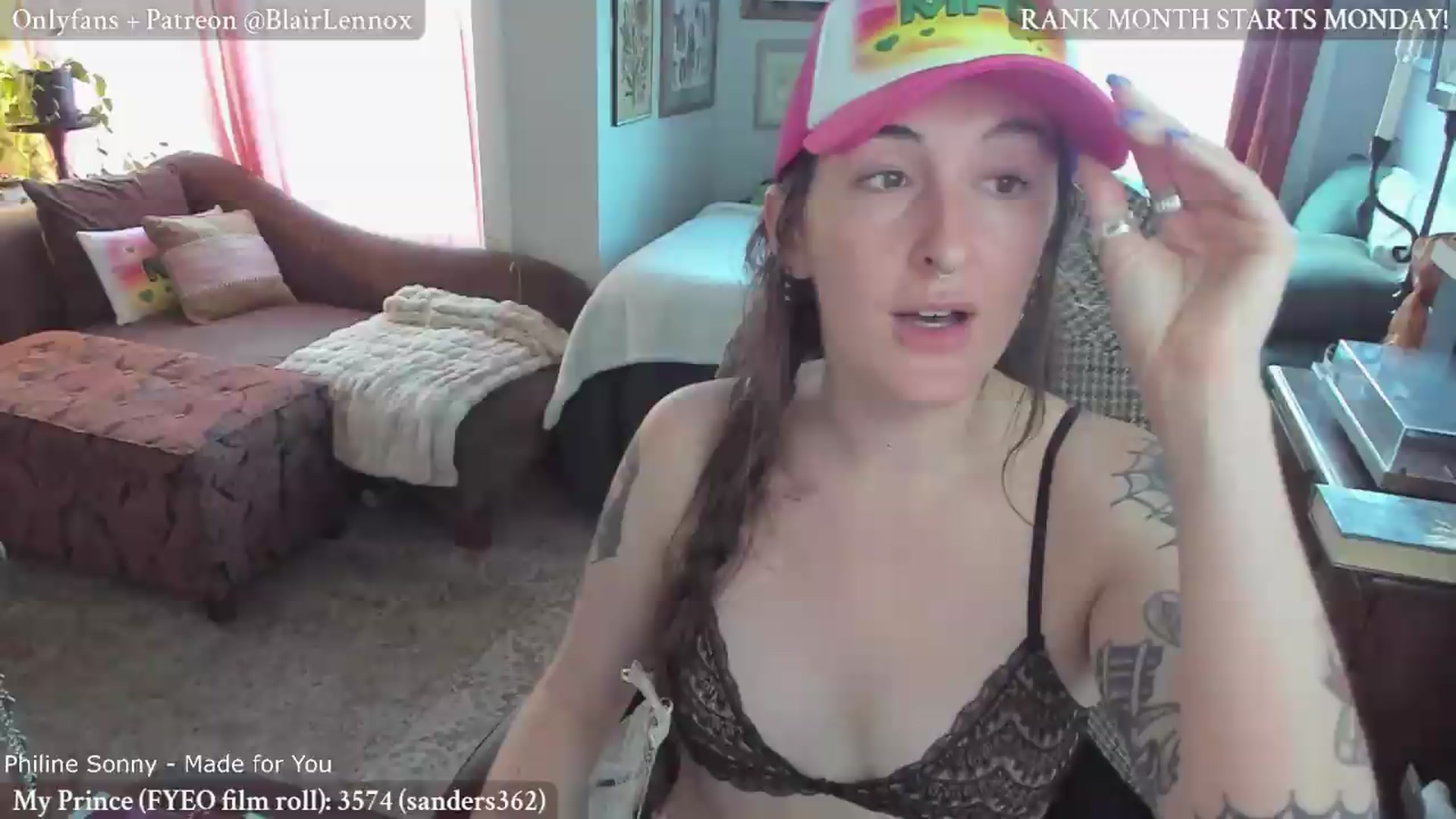Gallery image thumbnail from BlairLennox's myfreecams stream on, 05/31/2026, 24:10 image 2 of 20