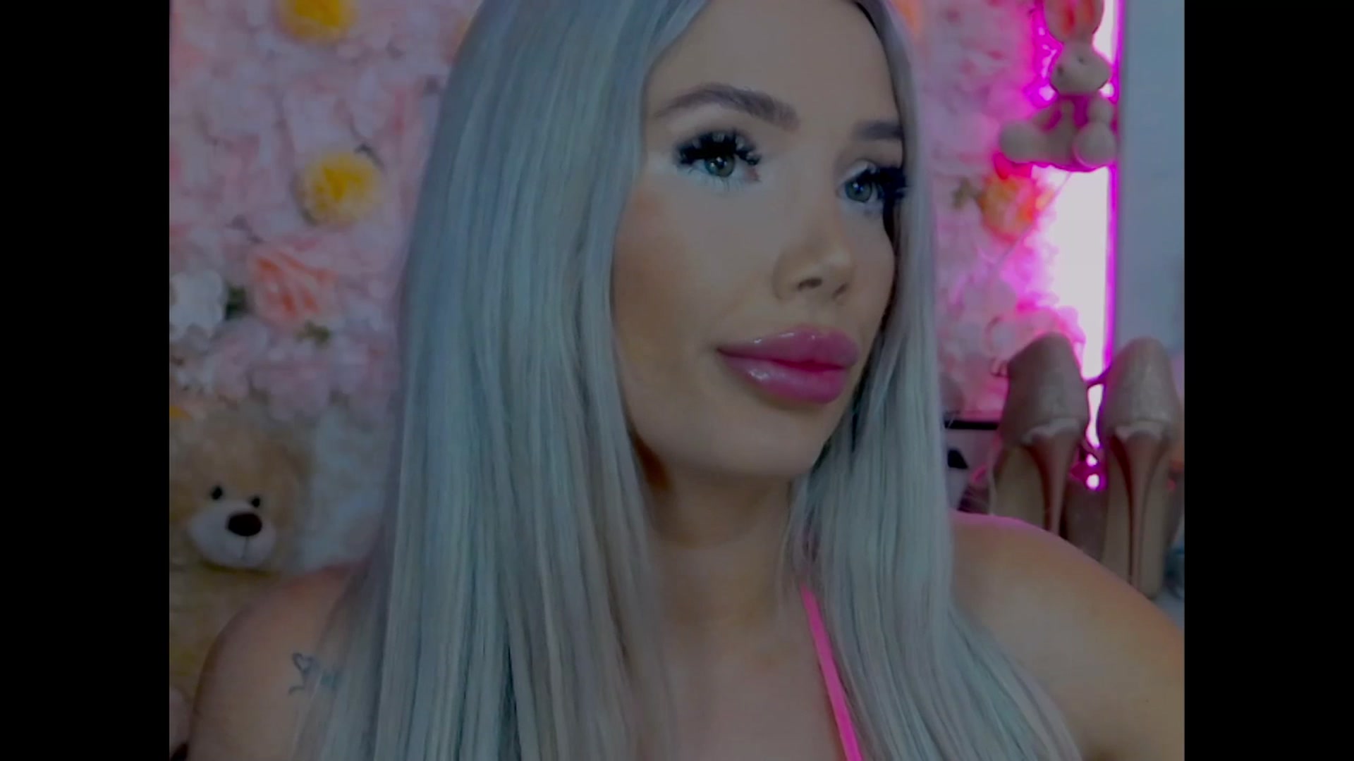 Gallery image thumbnail from BlairLuxee's myfreecams stream on, 11/10/2025, 08:51 image 19 of 20